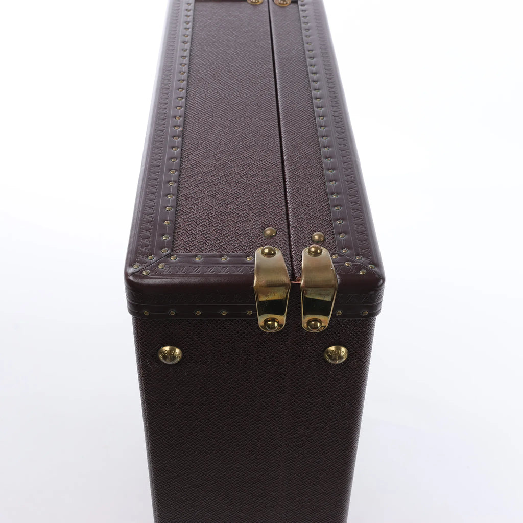 Louis Vuitton President Taiga Leather Handbag in Purple M30006