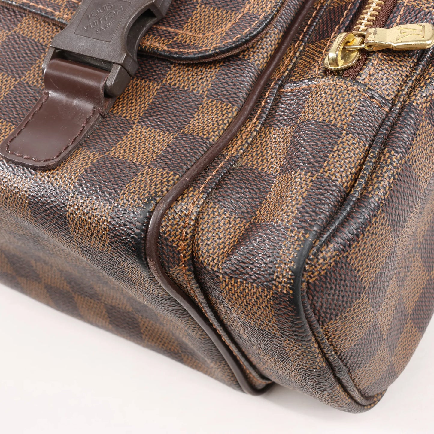 Louis Vuitton Damier Ebene Reporter Melville Crossbody Bag in Brown N51126
