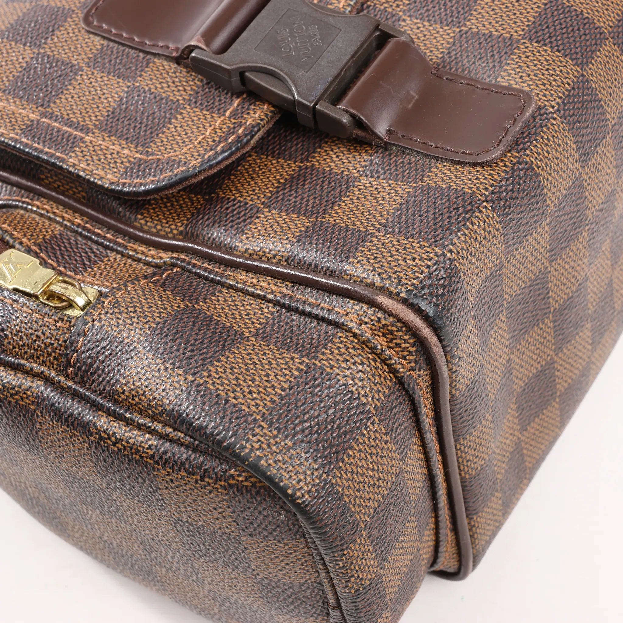 Louis Vuitton Damier Ebene Reporter Melville Crossbody Bag in Brown N51126
