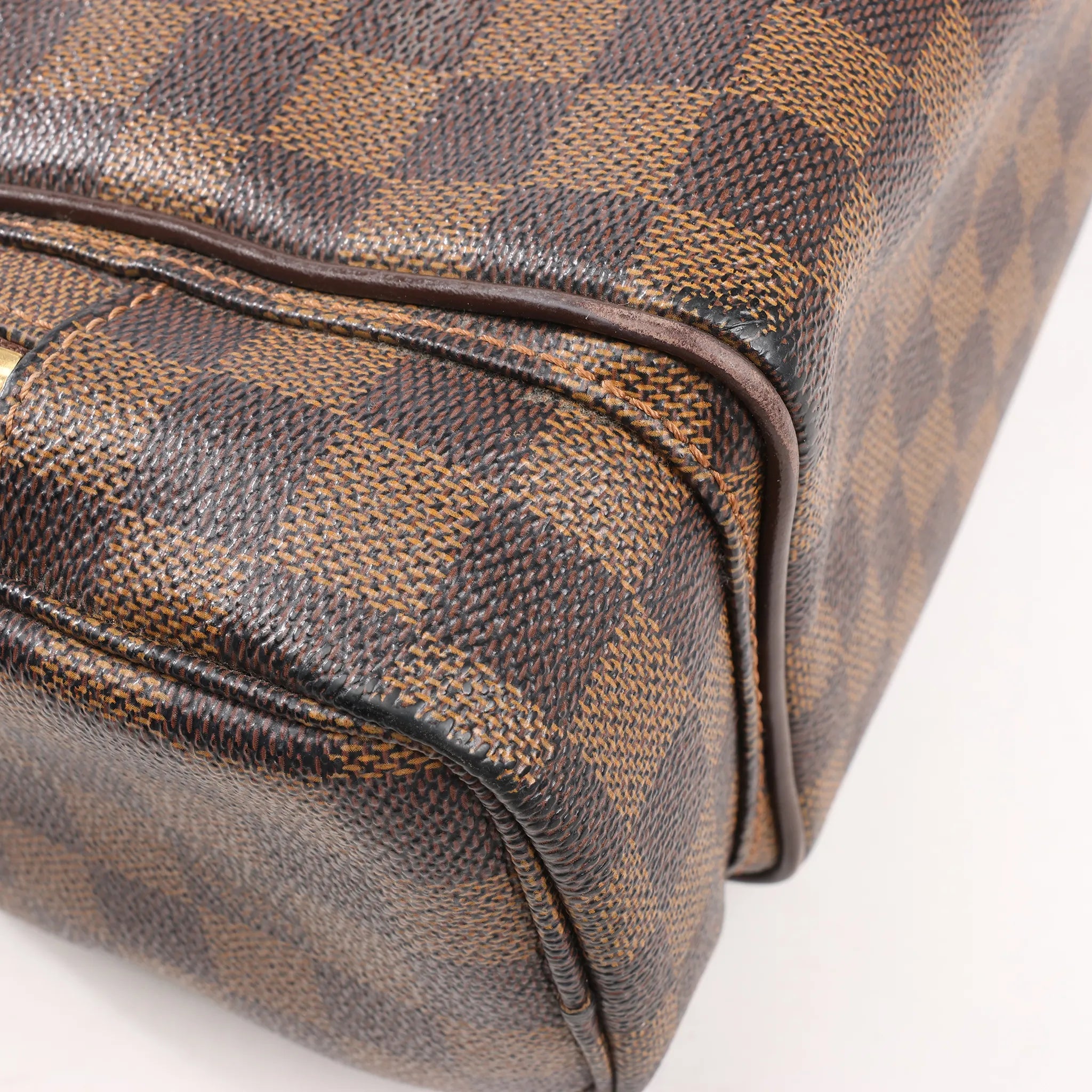 Louis Vuitton Damier Ebene Reporter Melville Crossbody Bag in Brown N51126