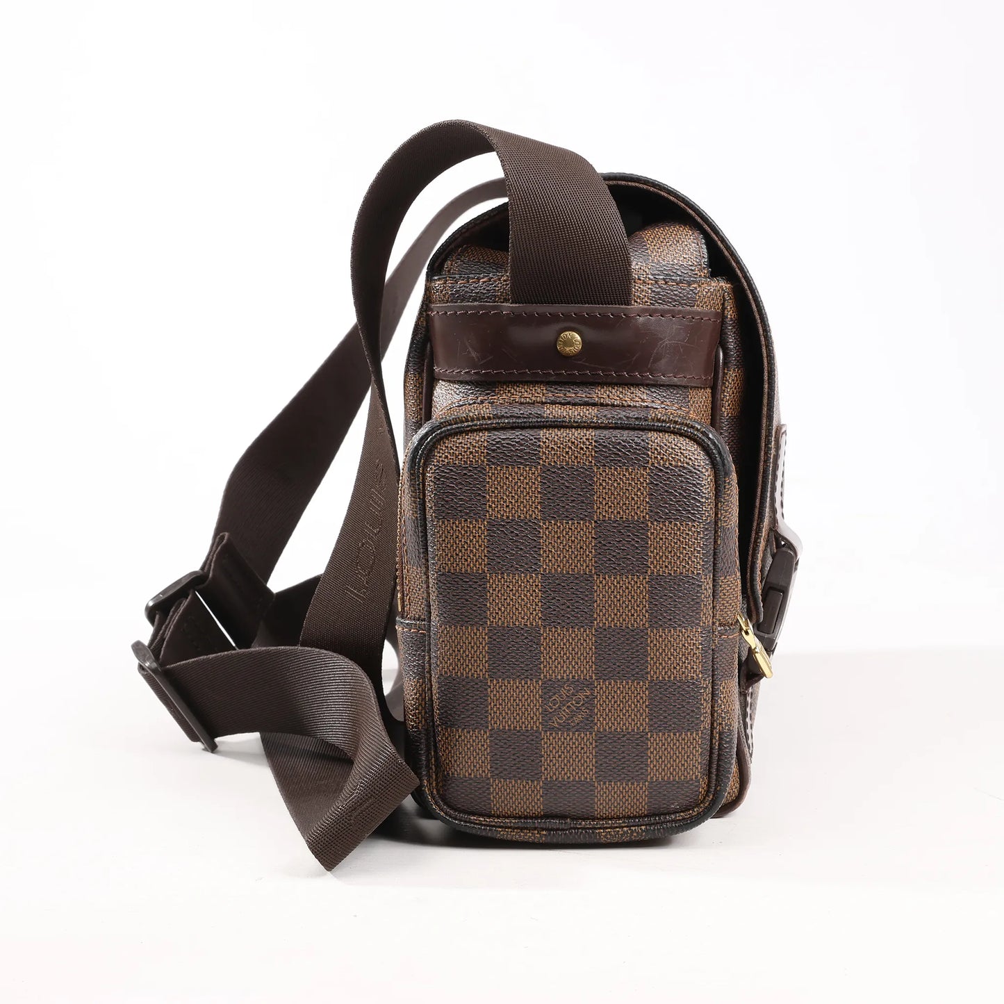 Louis Vuitton Damier Ebene Reporter Melville Crossbody Bag in Brown N51126