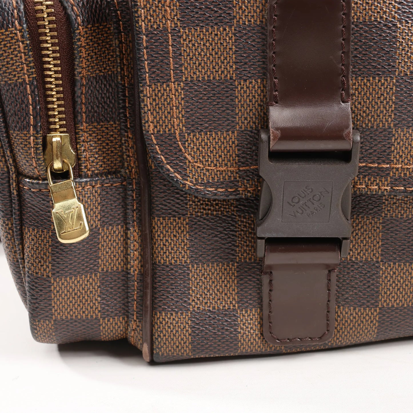 Louis Vuitton Damier Ebene Reporter Melville Crossbody Bag in Brown N51126