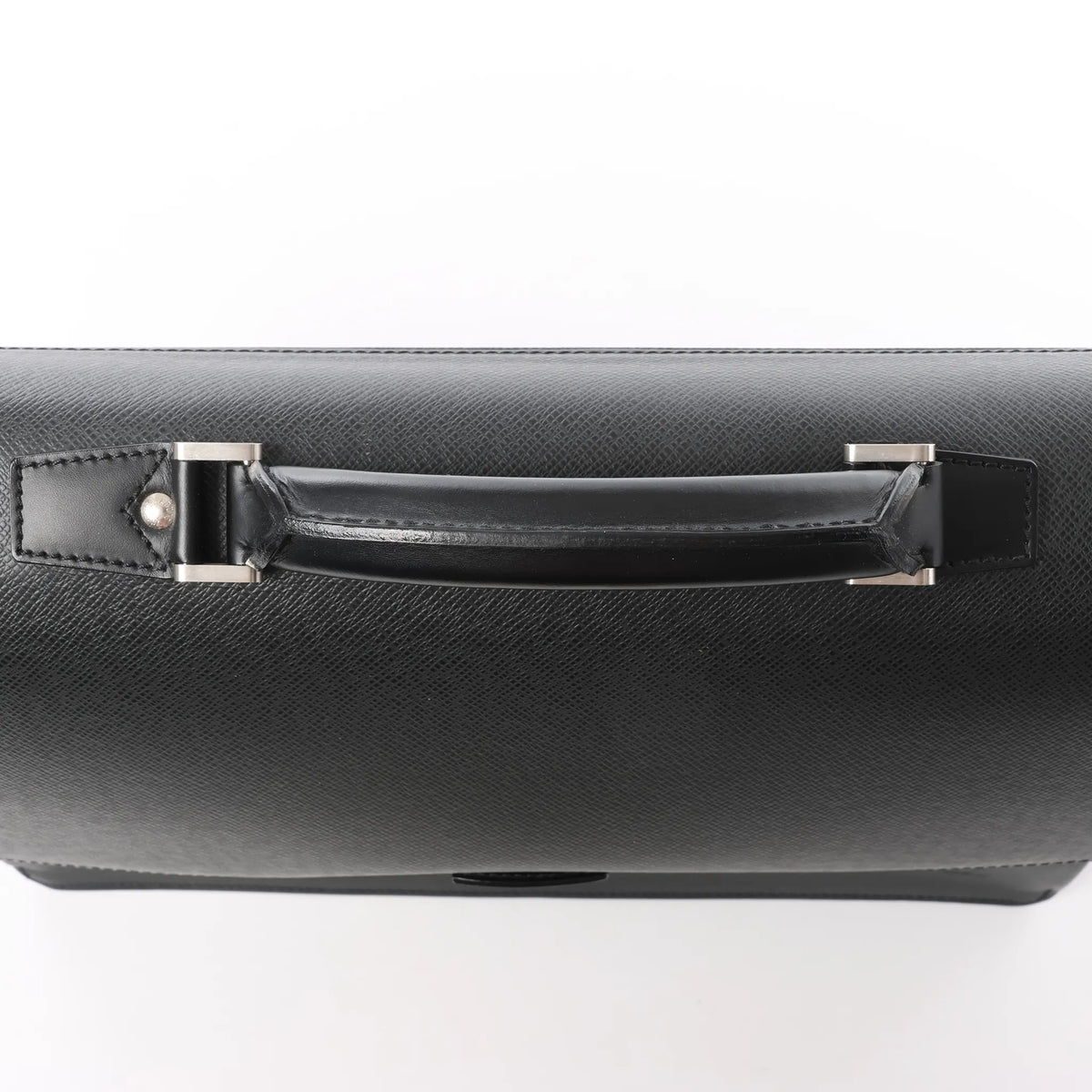 Louis Vuitton Robusto Taige Leather Briefcase in Black