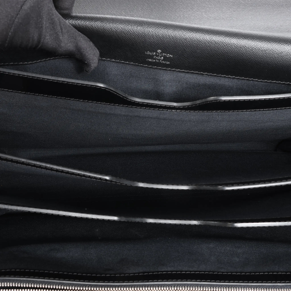 Louis Vuitton Robusto Taige Leather Briefcase in Black