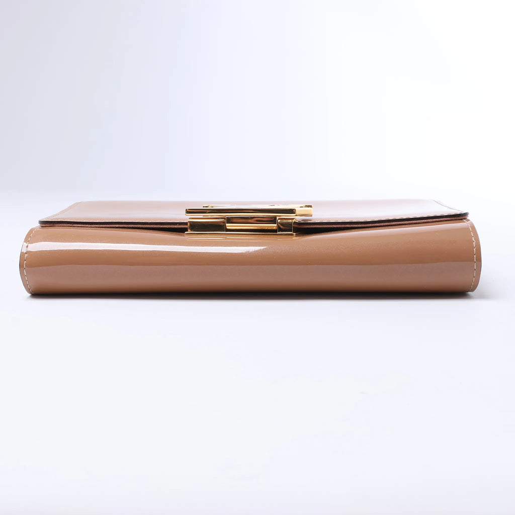 Louis Vuitton Louise Rose Velours Monogram Vernis Chain Clutch in Beige