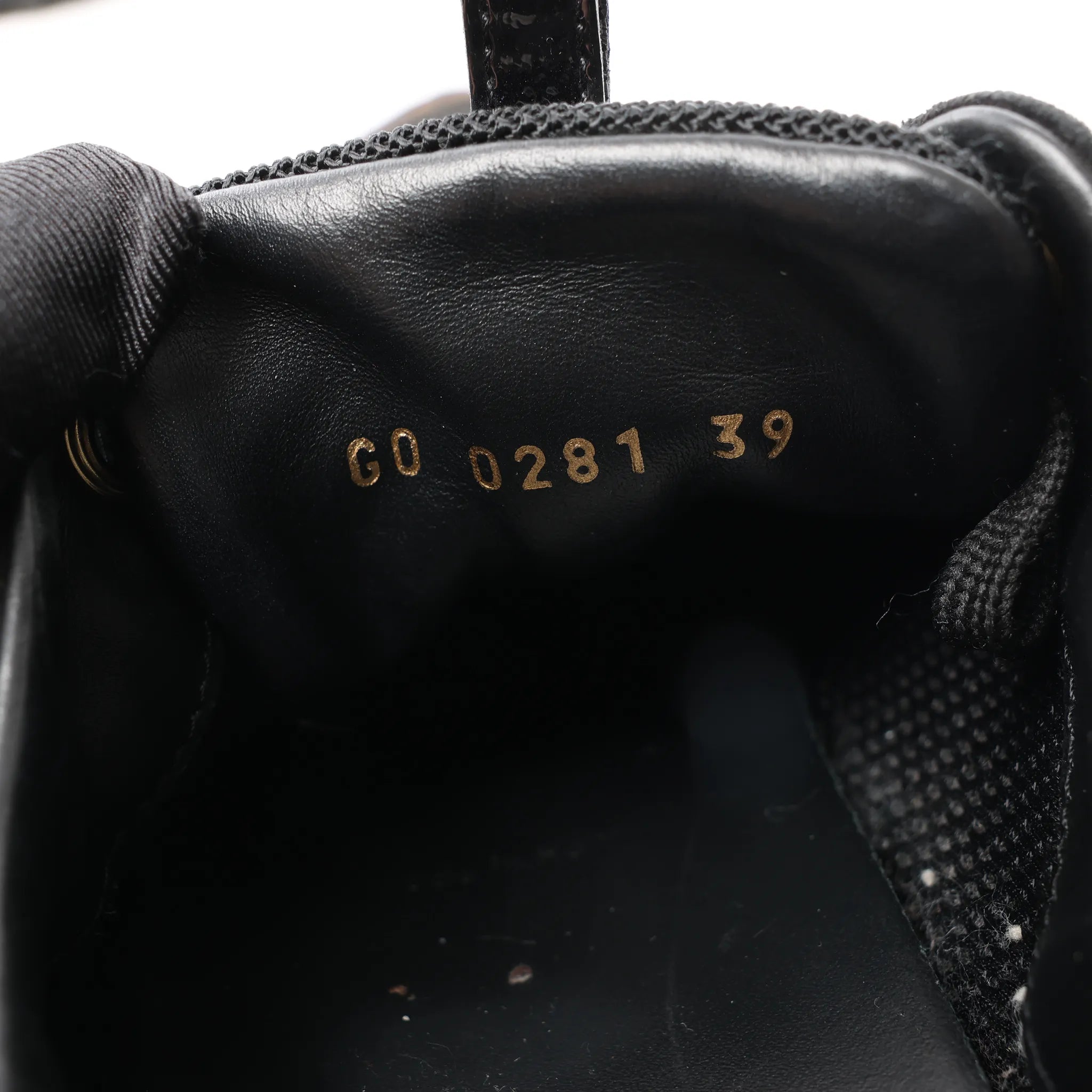 Louis Vuitton Runaway line 21 years Mesh x Leather Sneakers in Black GO0281, Size 39