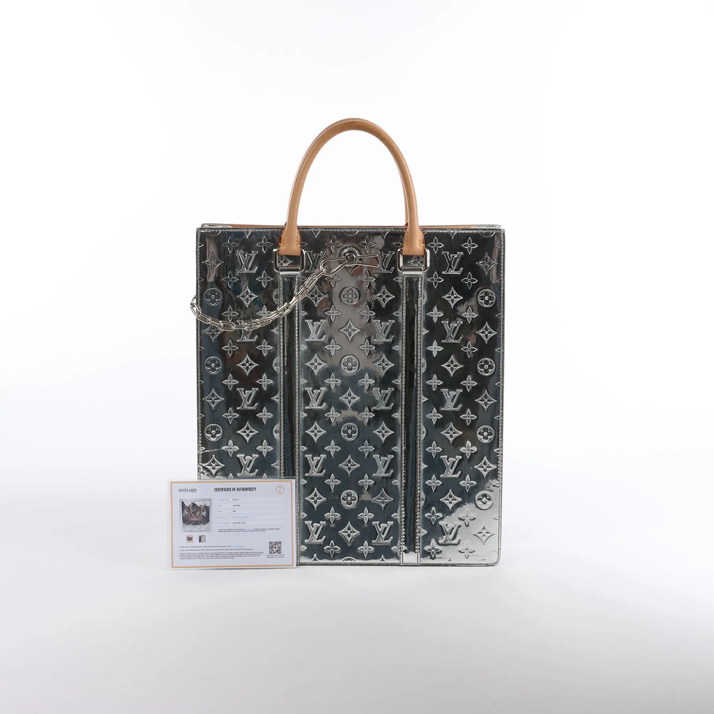 Louis Vuitton Sac Plat Limited Edition Monogram Mirror Handbag in Silver M45884