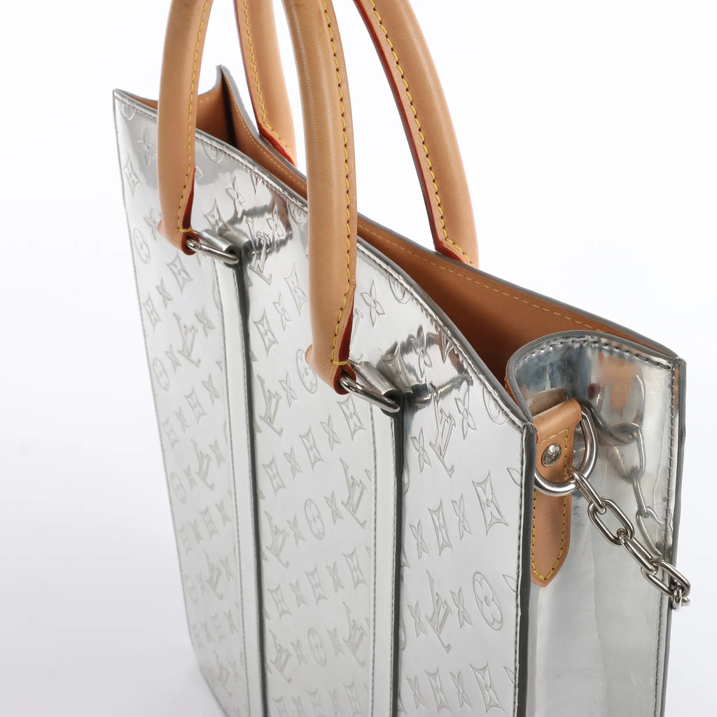 Louis Vuitton Sac Plat Limited Edition Monogram Mirror Handbag in Silver M45884
