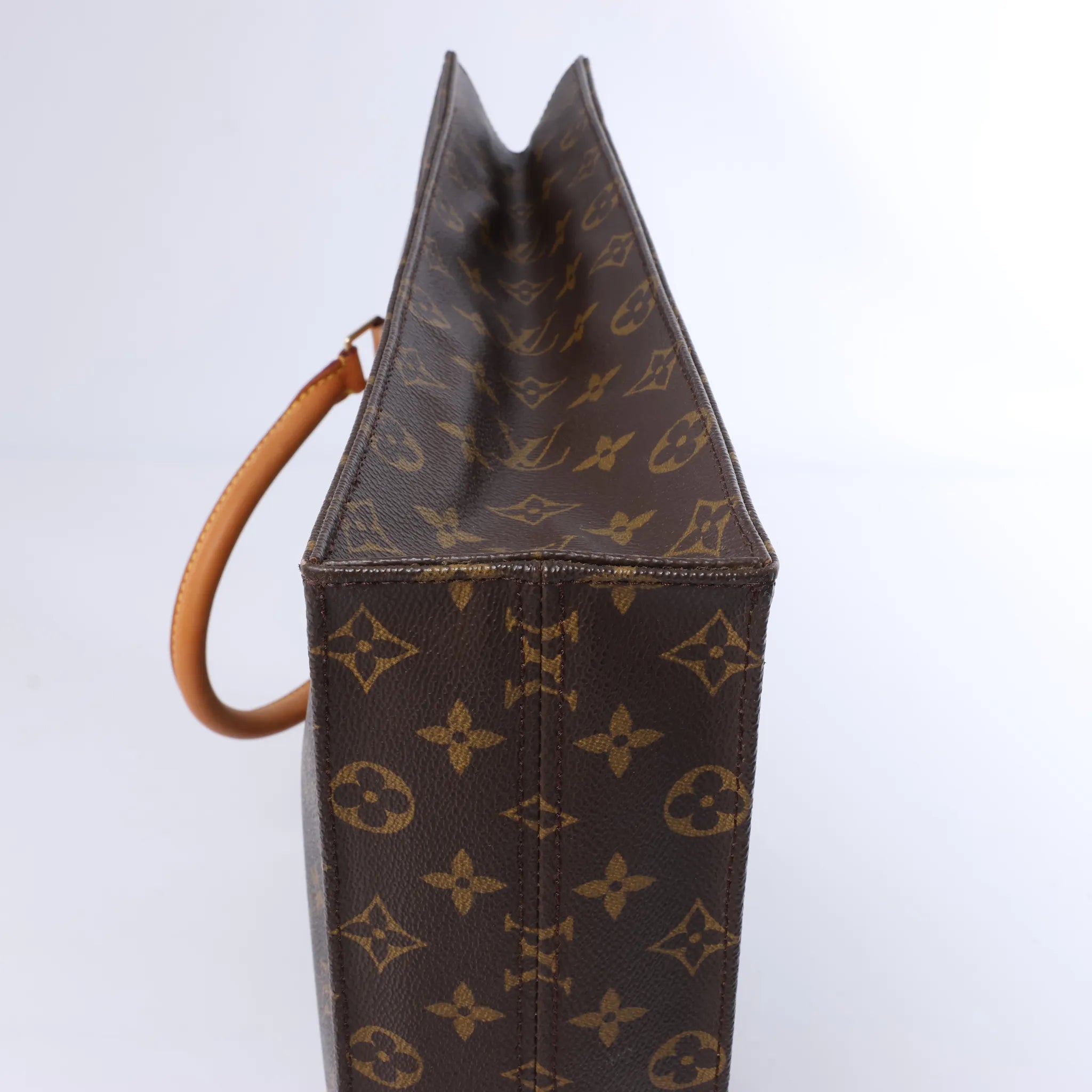 Louis Vuitton Sac Plat Monogram Canvas Handbag in Brown