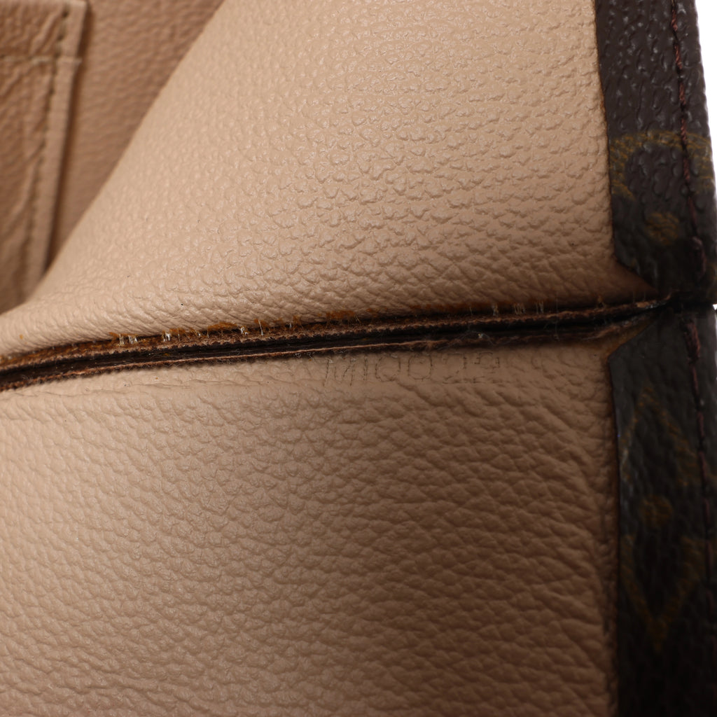 Louis Vuitton Sac Plat Monogram Handbag in Brown M51140