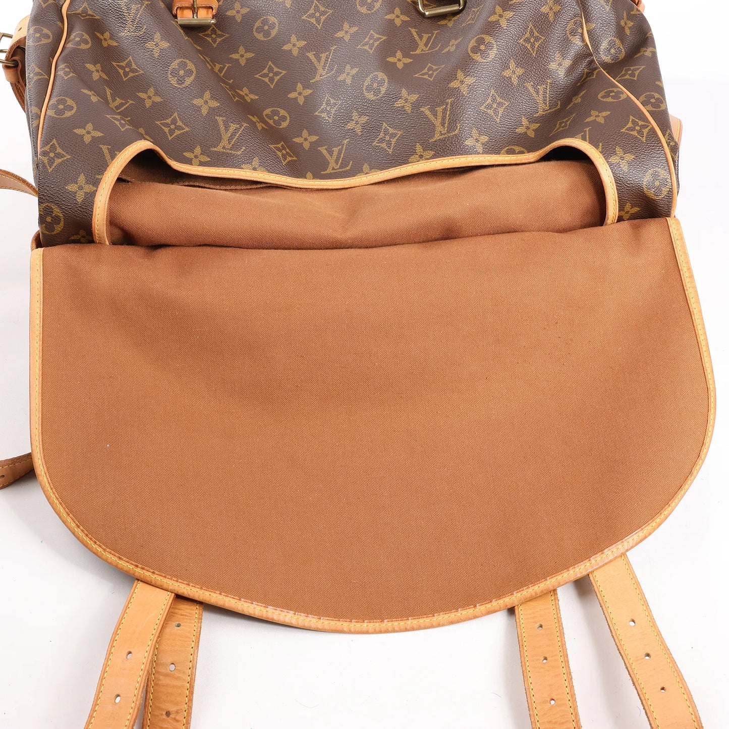 Louis Vuitton Monogram Canvas Saumur 43 Crossbody Bag M42252
