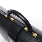 Maletín Louis Vuitton Robusto de Cuero Taiga en Negro
