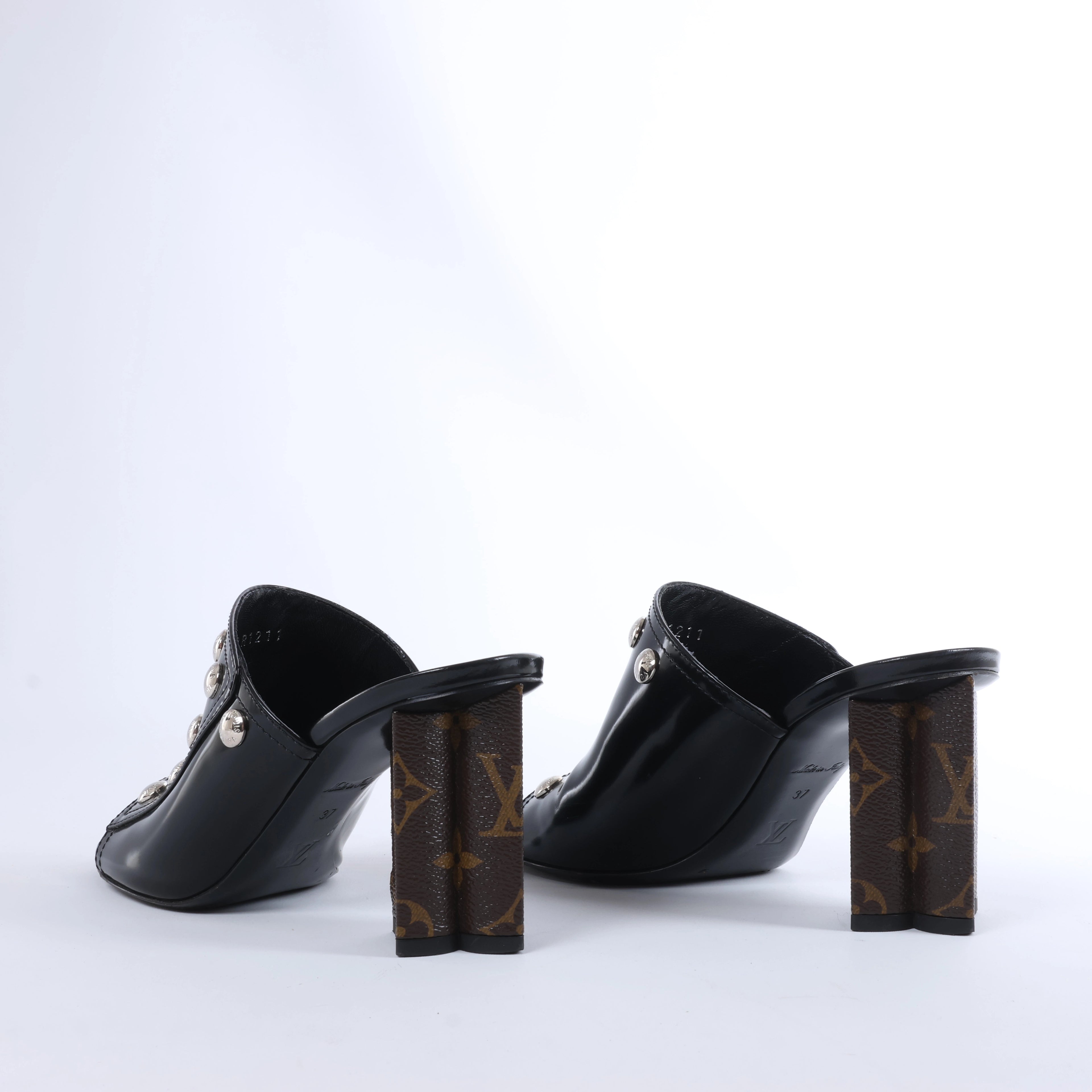 Louis Vuitton Silhouette Patent Mules in Black BR1211, Size EU 37