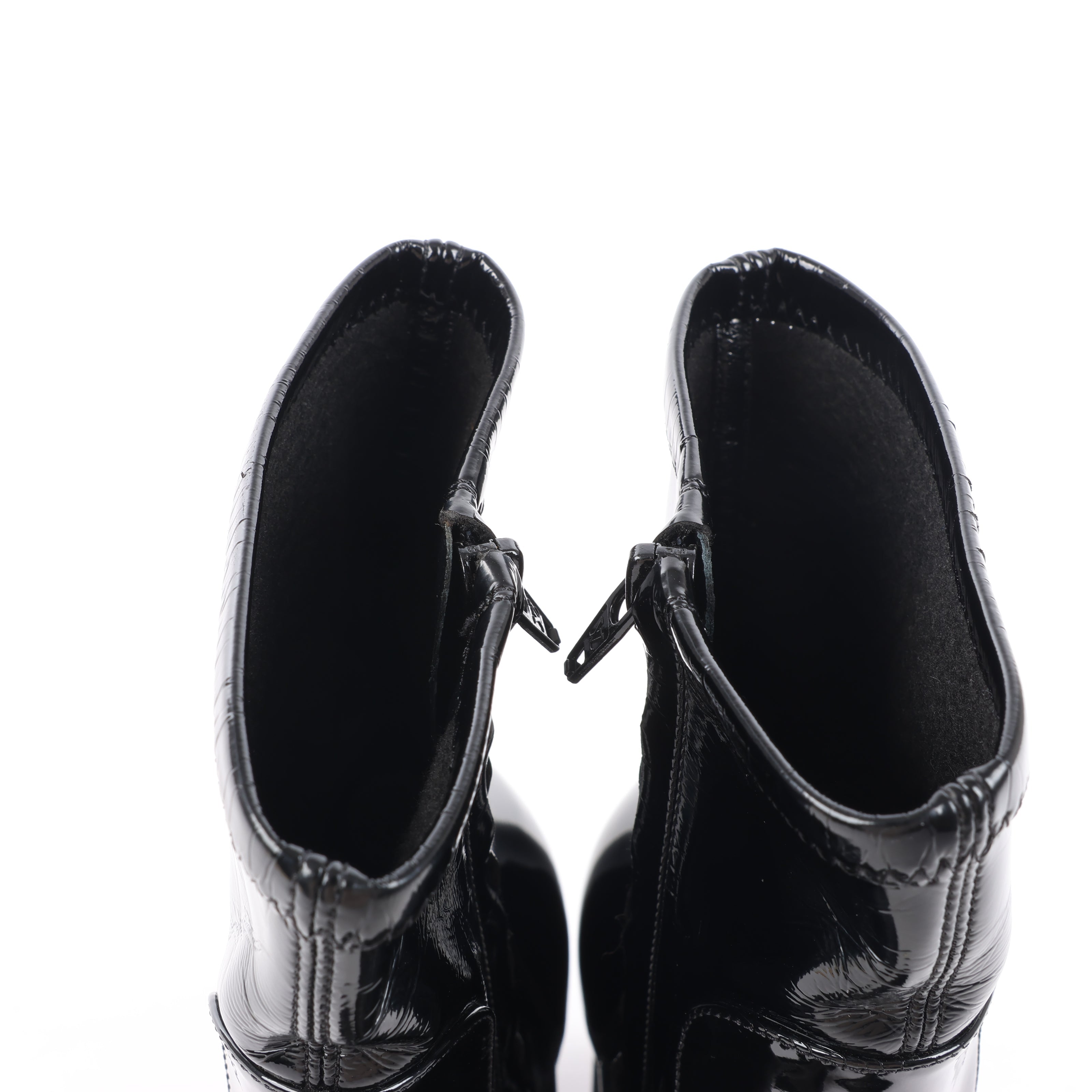 Louis Vuitton Silhouette Lines Patent Leather Ankle Boots in Black BR0137, Size 37.5 EU