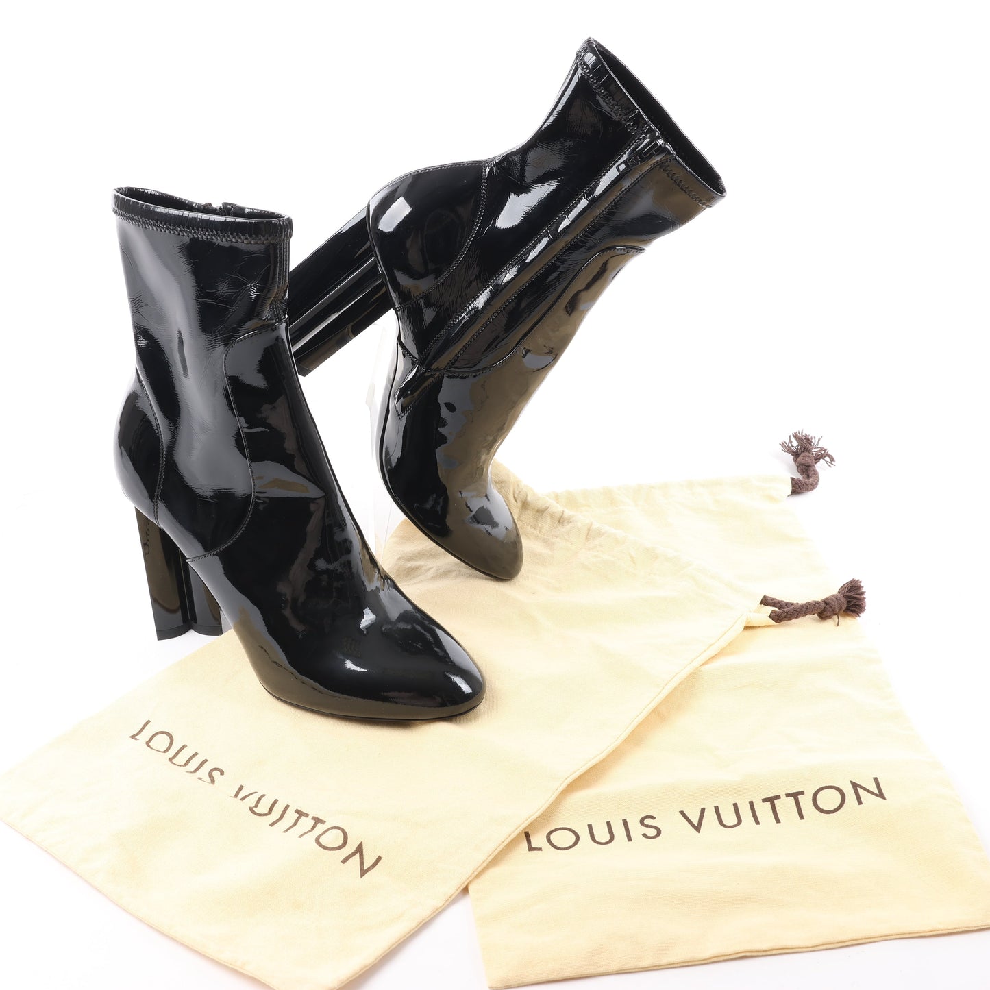 Bottines Louis Vuitton Silhouette Lines en cuir verni noir BR0137, pointure 37,5 EU