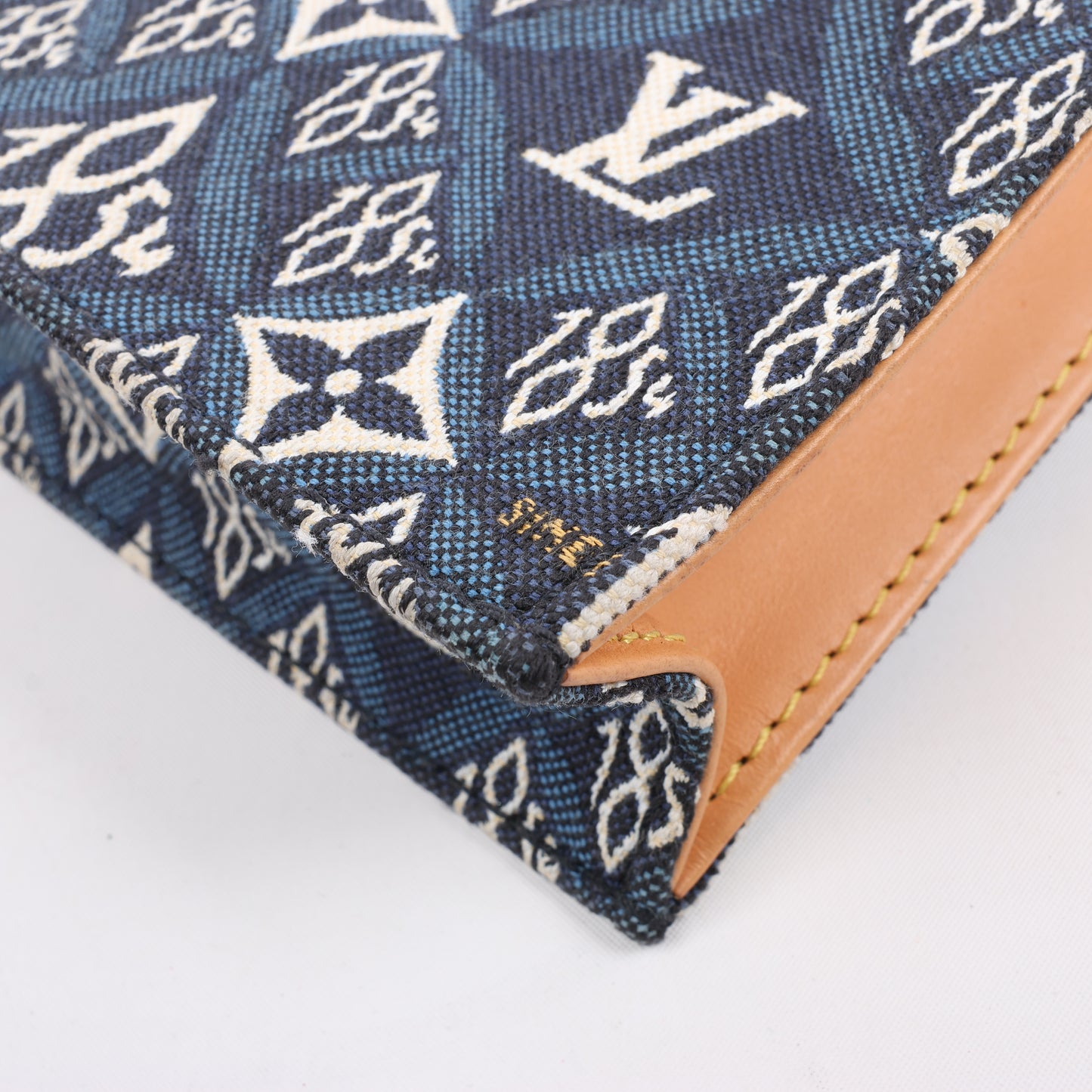 Louis Vuitton Since1854 Petit Sac Plat 2Way Handtasche Blau x Beige M80288