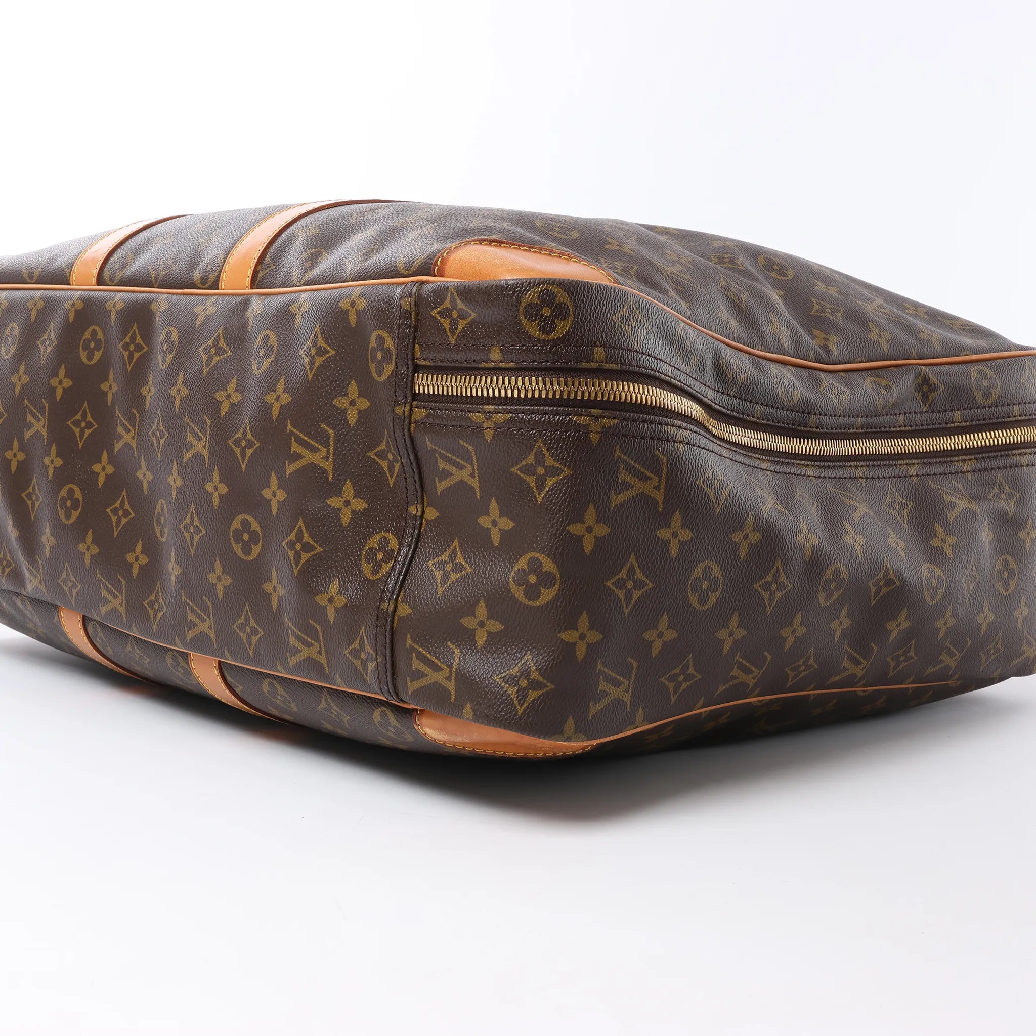 Louis Vuitton Sirius 55 Monogram Canvas Travel Bag in Brown M41404