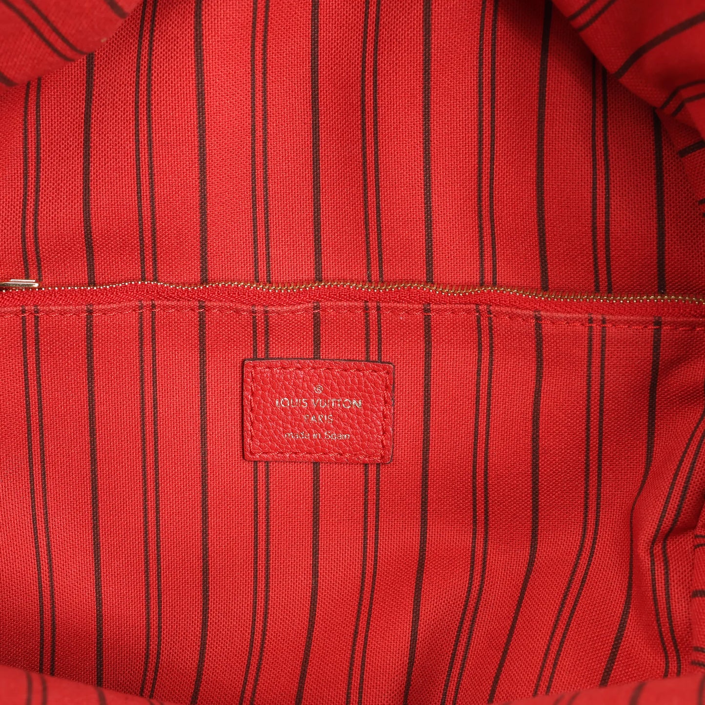 Louis Vuitton Sorbonne Monogram Empreinte Sac à dos en rouge M44015