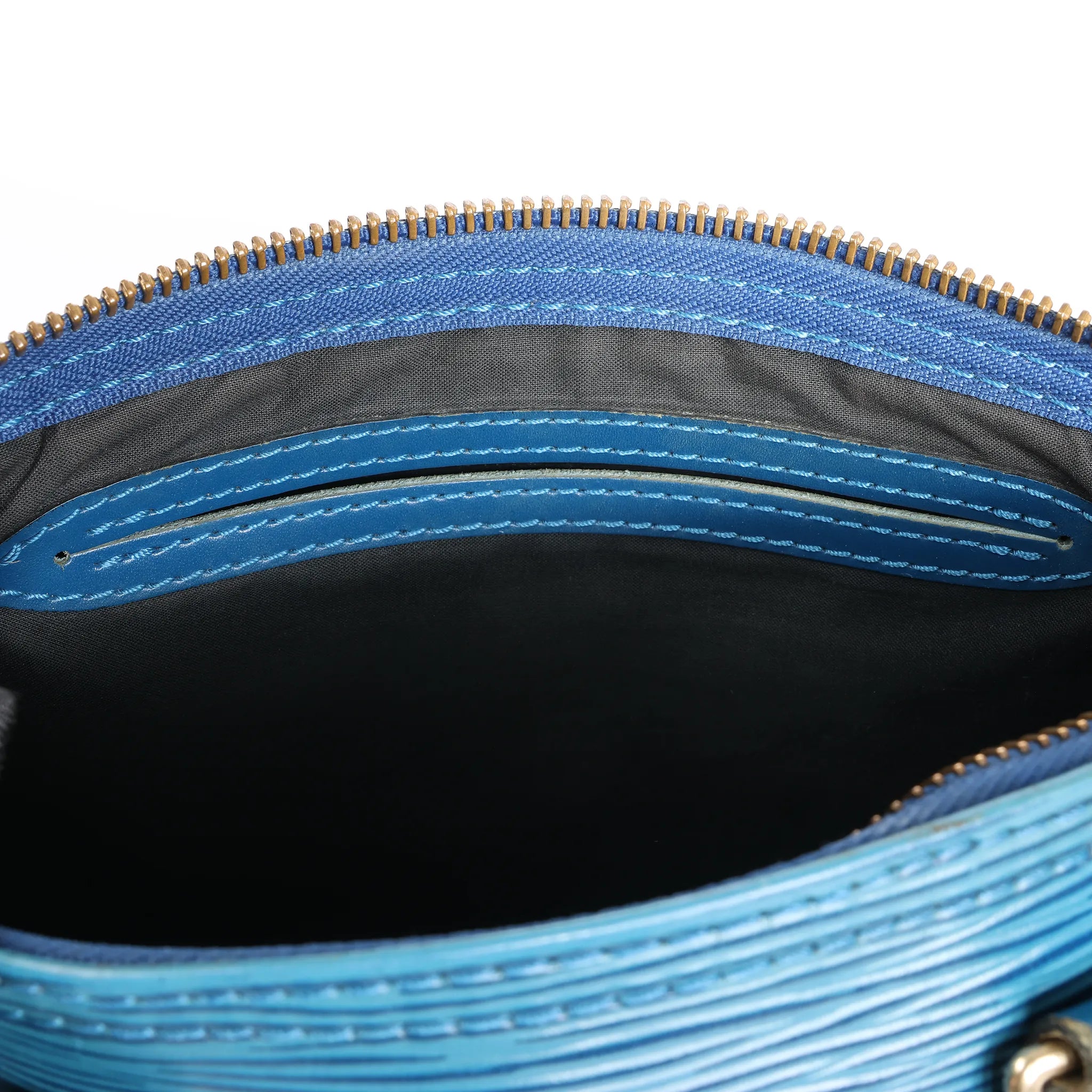 Louis Vuitton Speedy 25 Epi Leather Handbag in Blue M43015