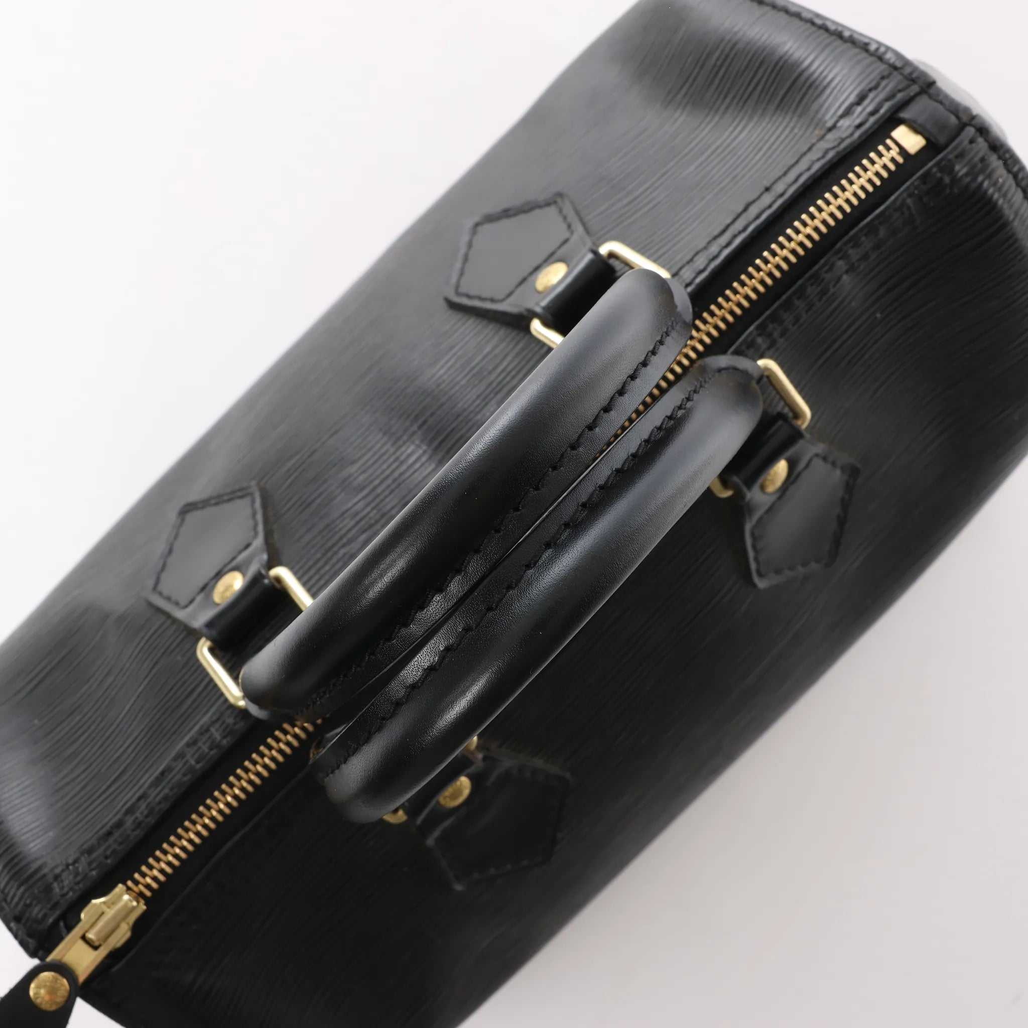 Louis Vuitton Speedy 25 Epi Leather Handbag in Black M59032