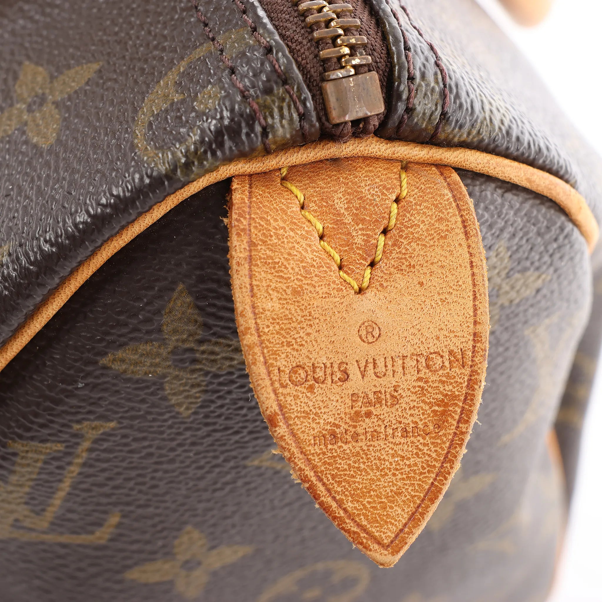 Louis Vuitton Speedy 25 Monogram Canvas Handbag in Brown M41528