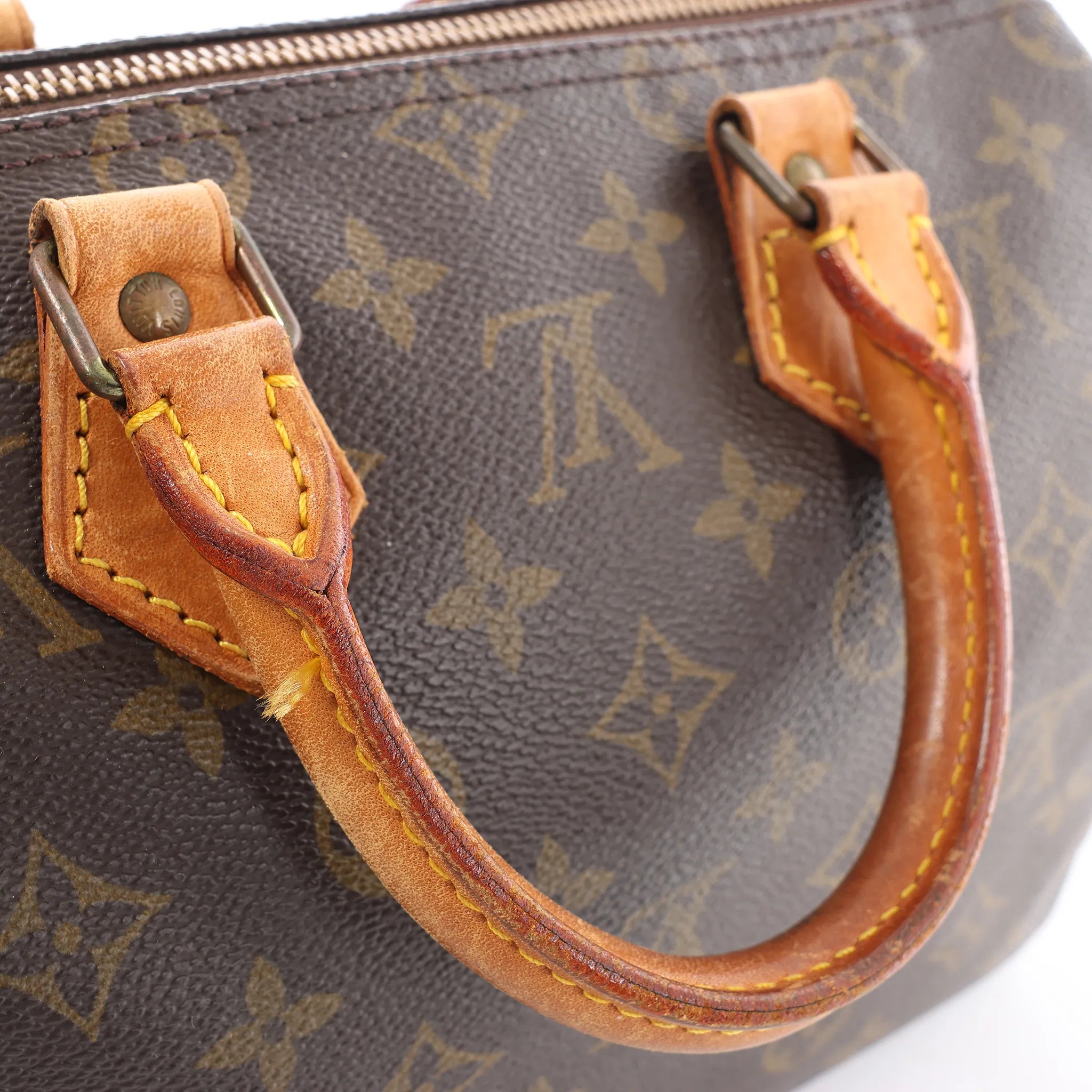 Louis Vuitton Speedy 25 Monogram Canvas Handbag in Brown M41528
