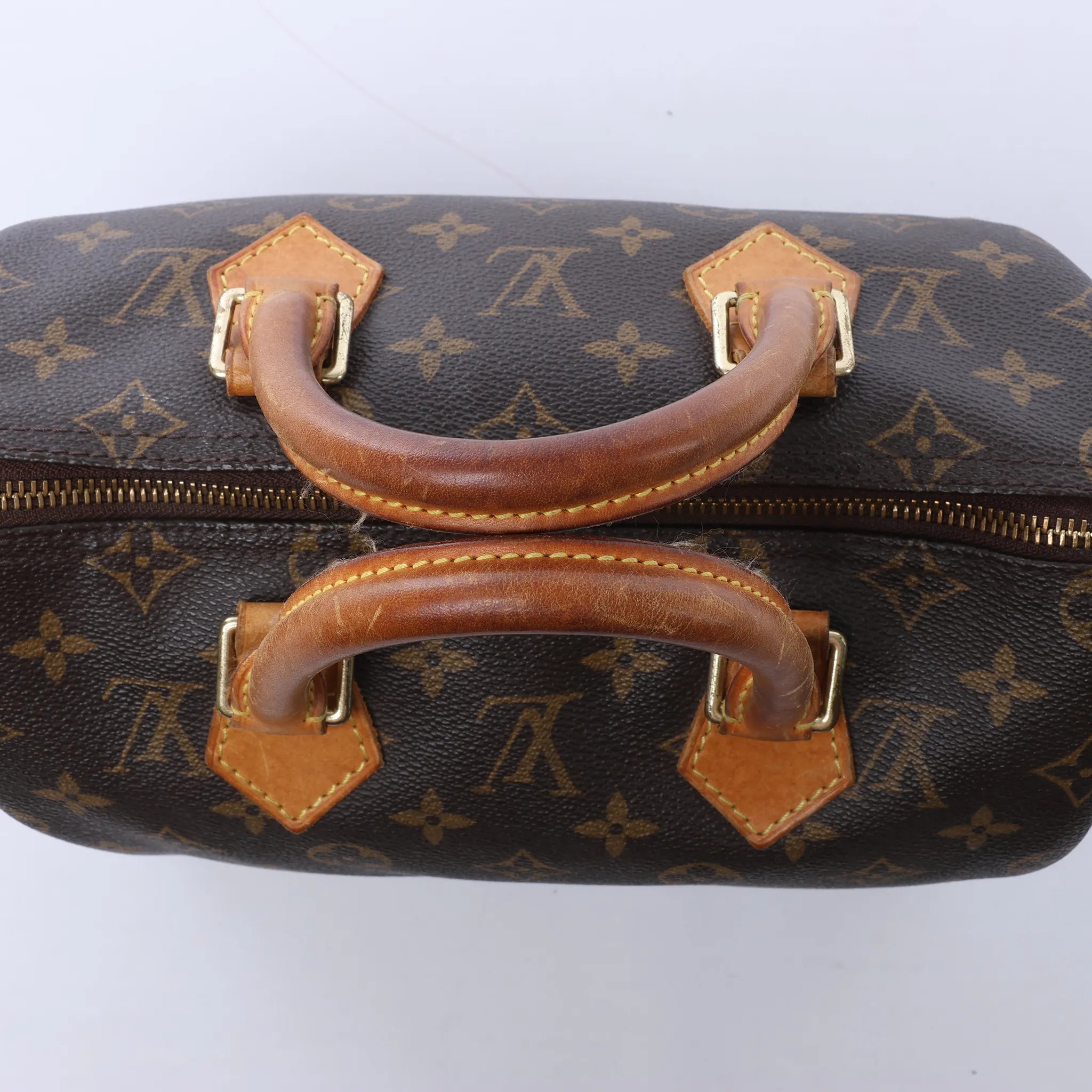 Louis Vuitton Speedy 25 Monogram Canvas Handbag in Brown M41528
