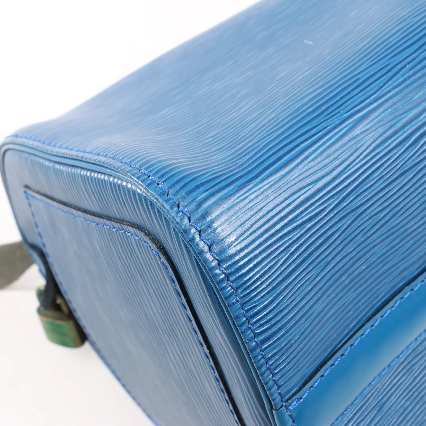 Louis Vuitton Epi Leather Speedy 30 Handbag in Blue M43005