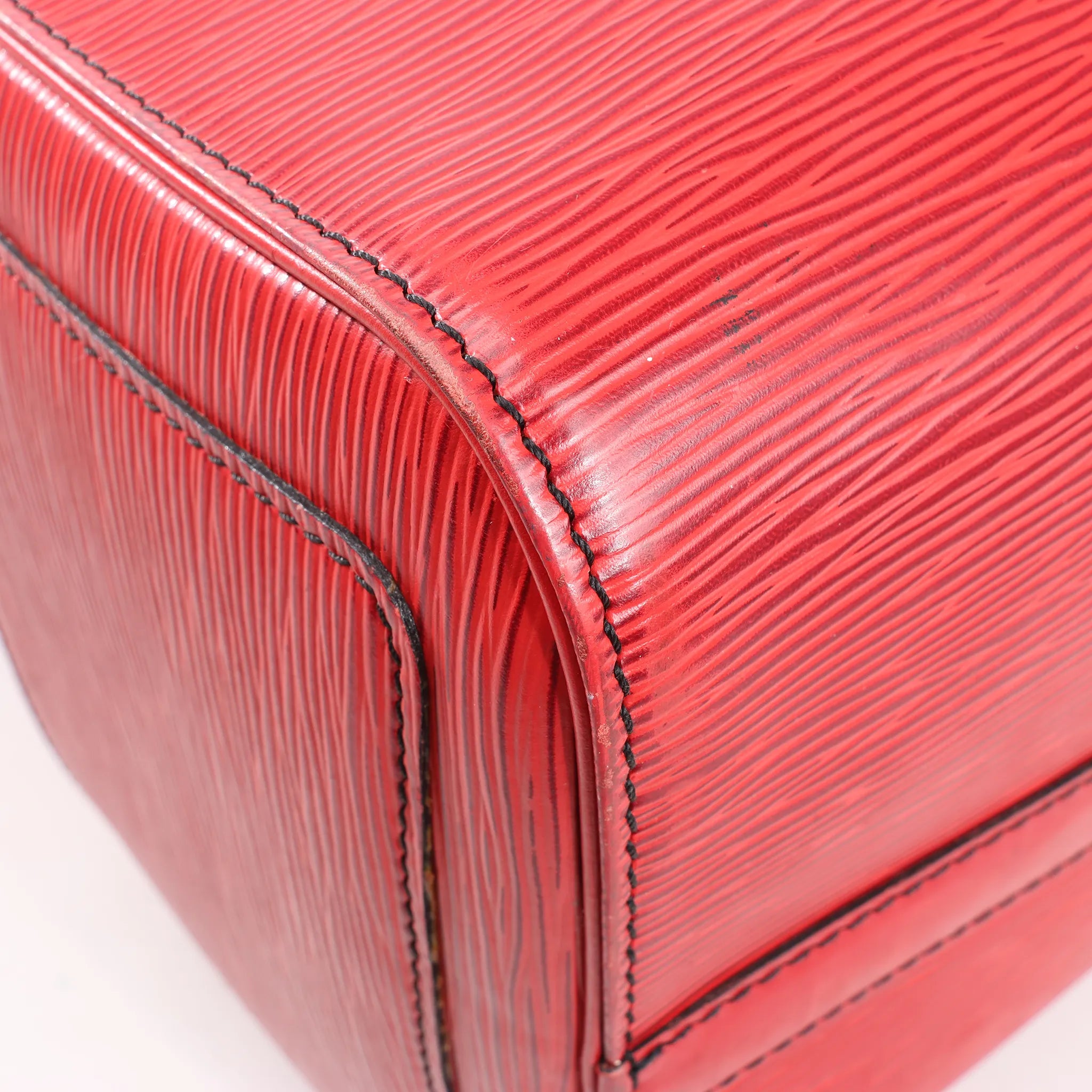 Louis Vuitton Epi leather Speedy 30 Handbag in Red M43007