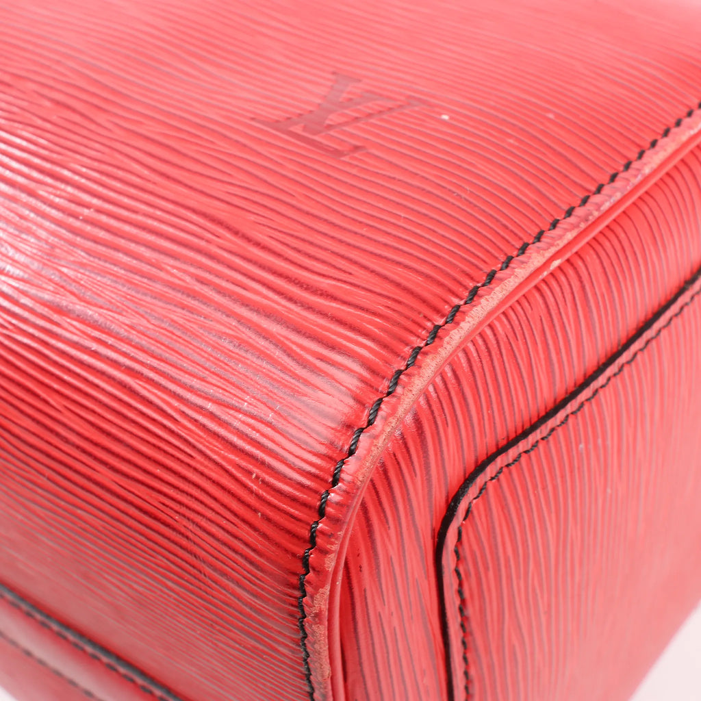 Louis Vuitton Epi leather Speedy 30 Handbag in Red M43007