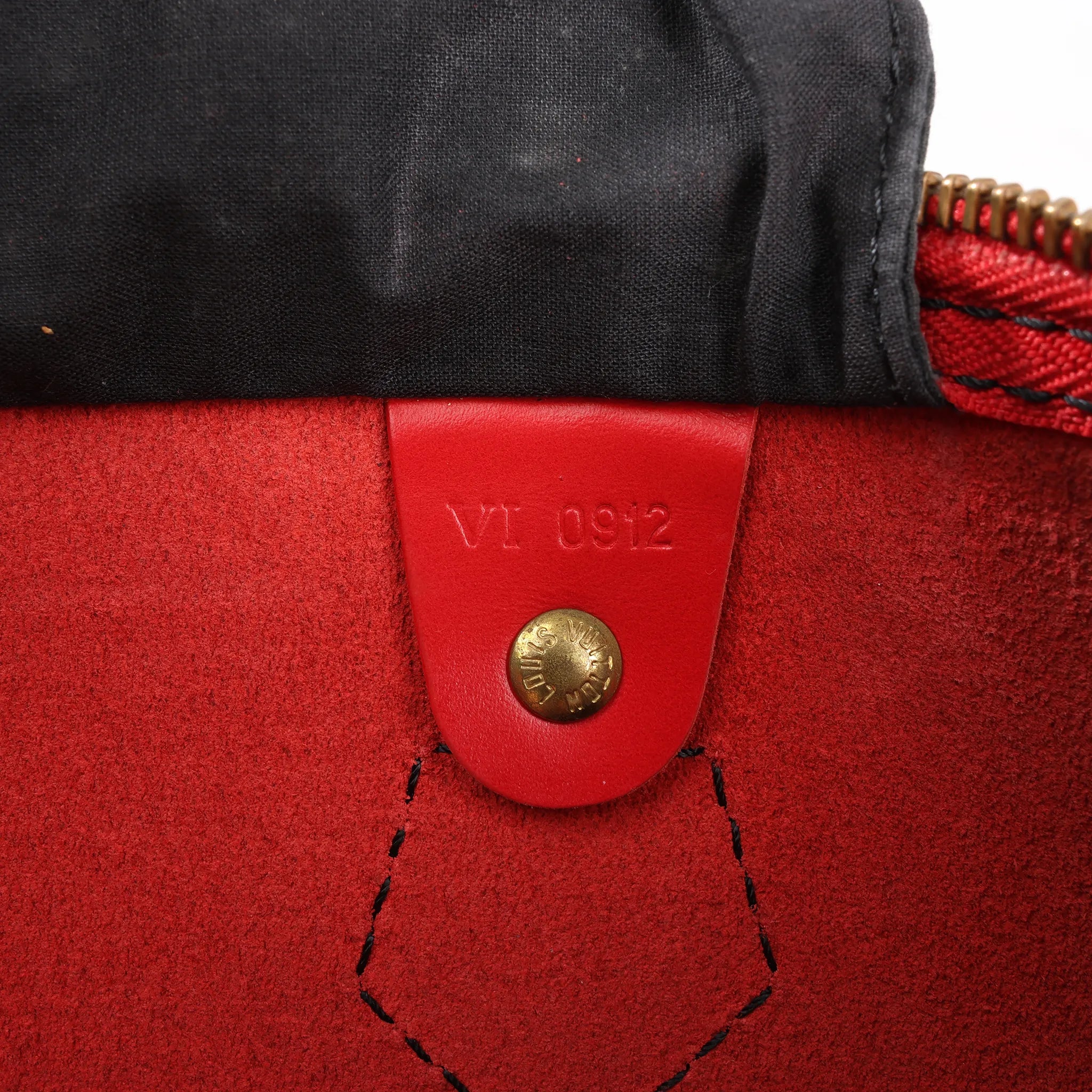 Louis Vuitton Epi leather Speedy 30 Handbag in Red M43007