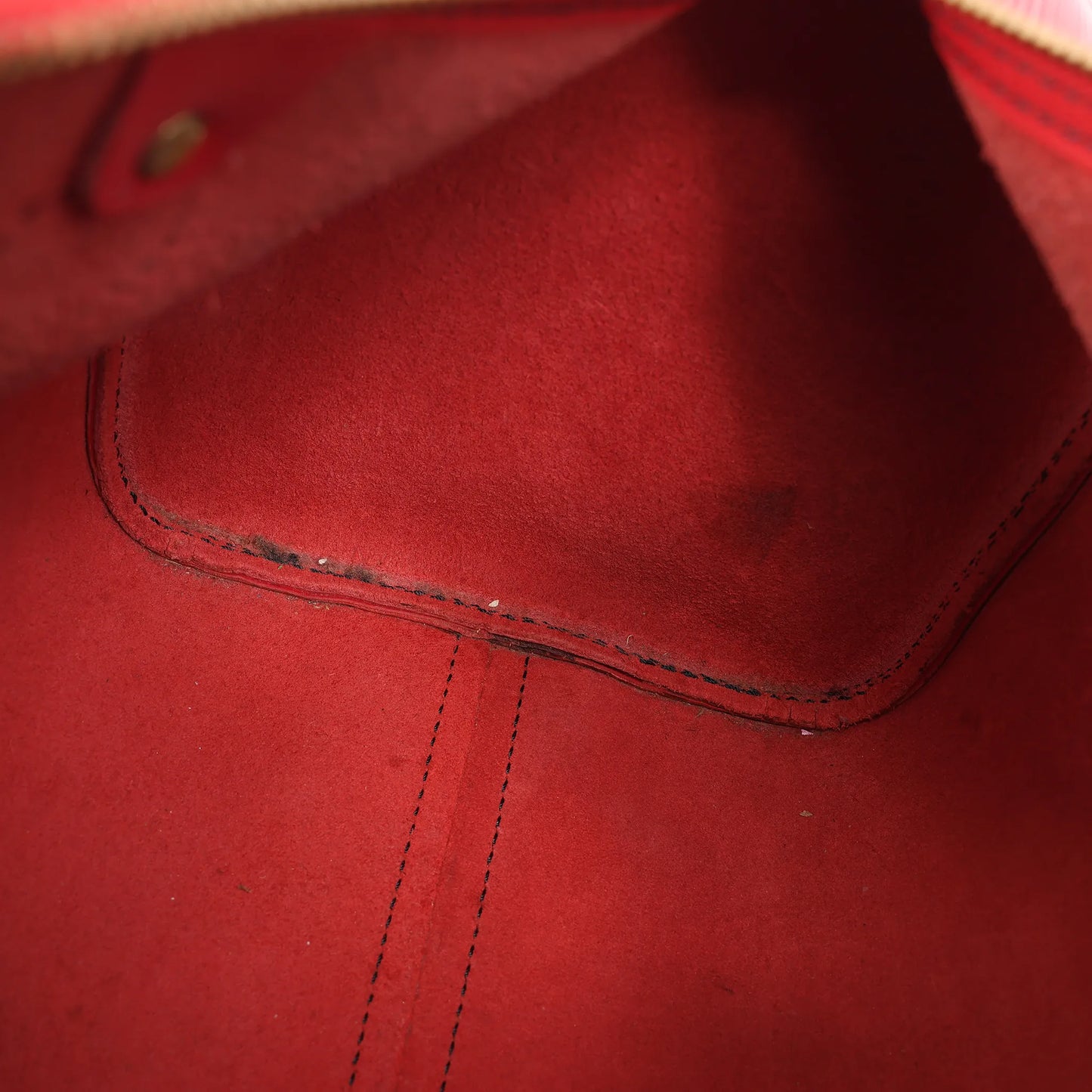 Louis Vuitton Epi leather Speedy 30 Handbag in Red M43007