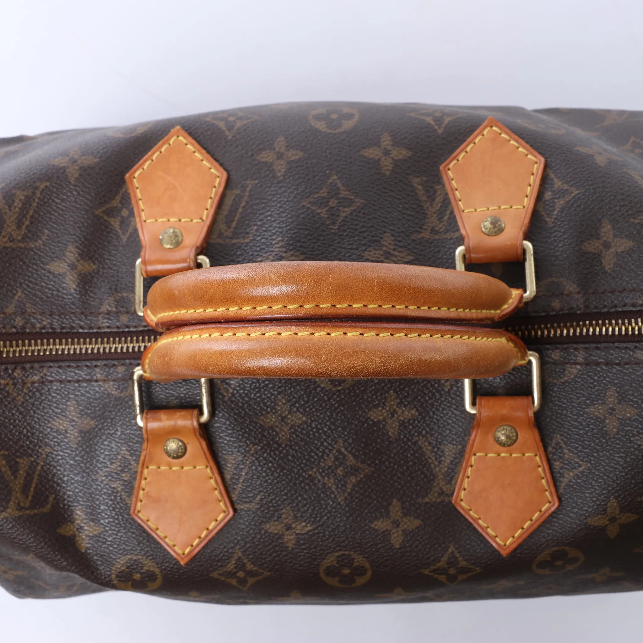 Louis Vuitton Speedy 30 Monogram Canvas Handbag in Brown M41526
