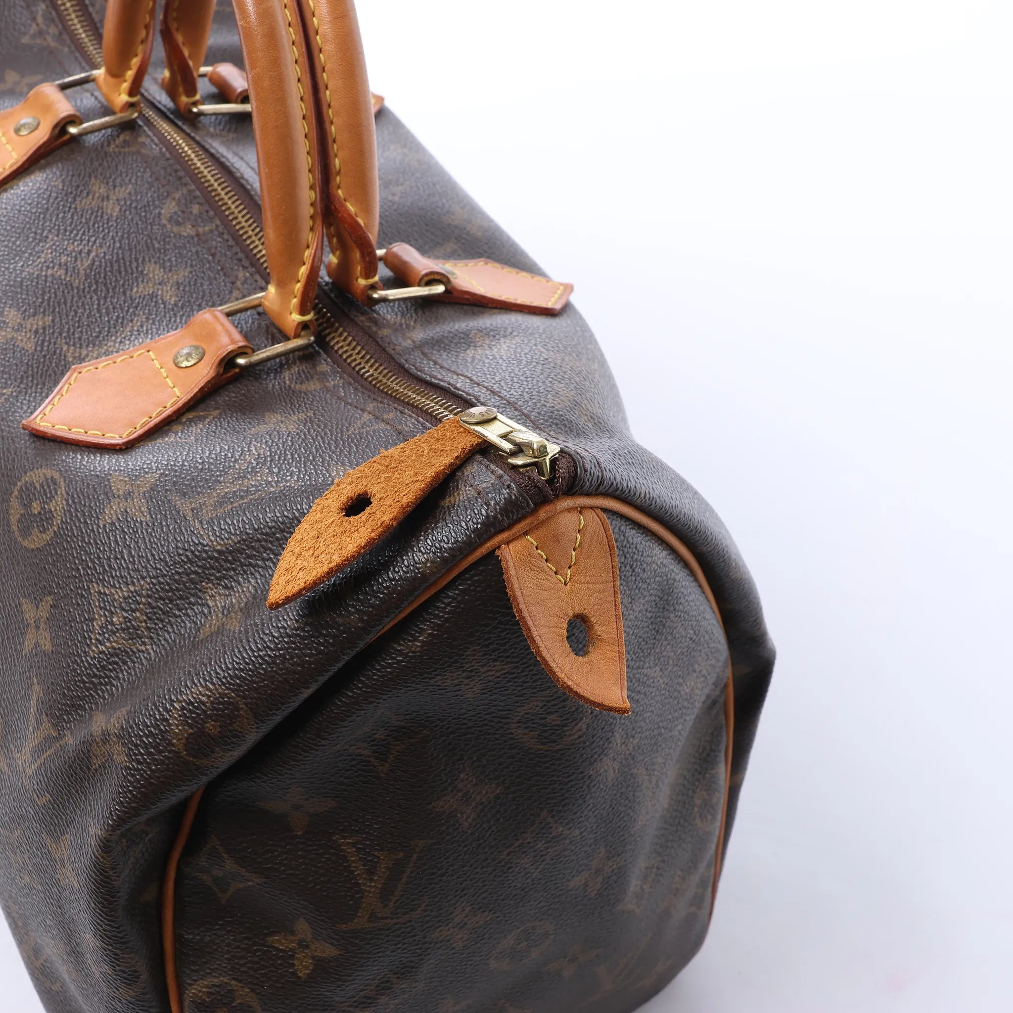 Louis Vuitton Speedy 30 Monogram Canvas Handbag in Brown M41526