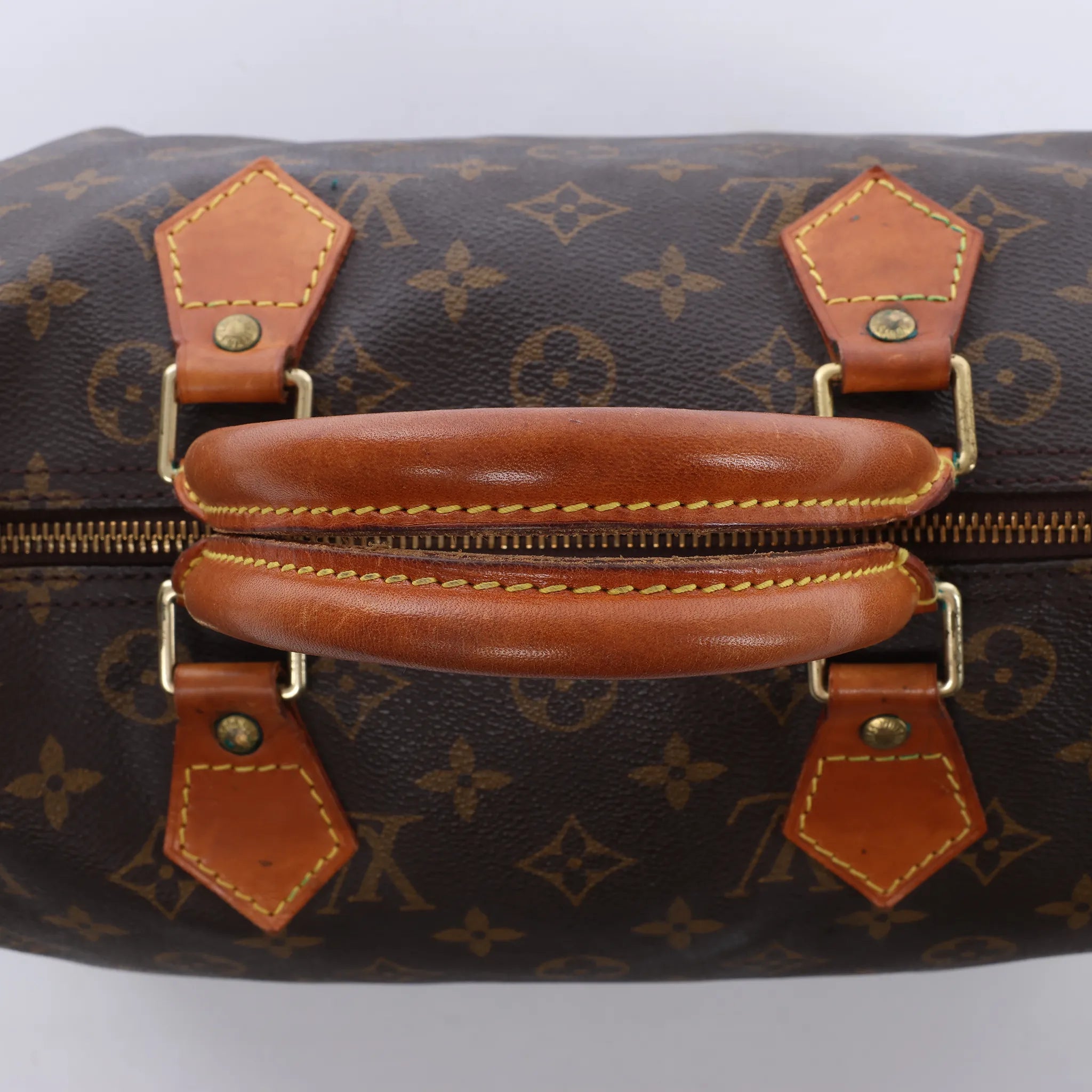 Louis Vuitton Speedy 30 Monogram Canvas Handbag in Brown M41526