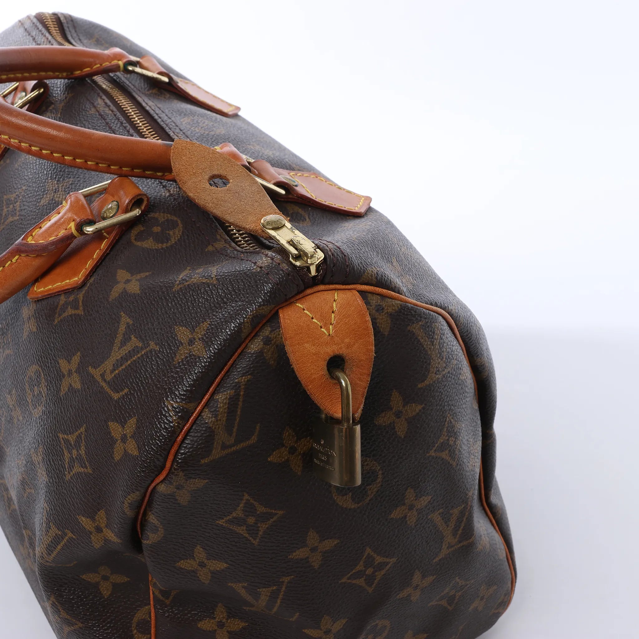 Louis Vuitton Speedy 30 Monogram Canvas Handbag in Brown M41526