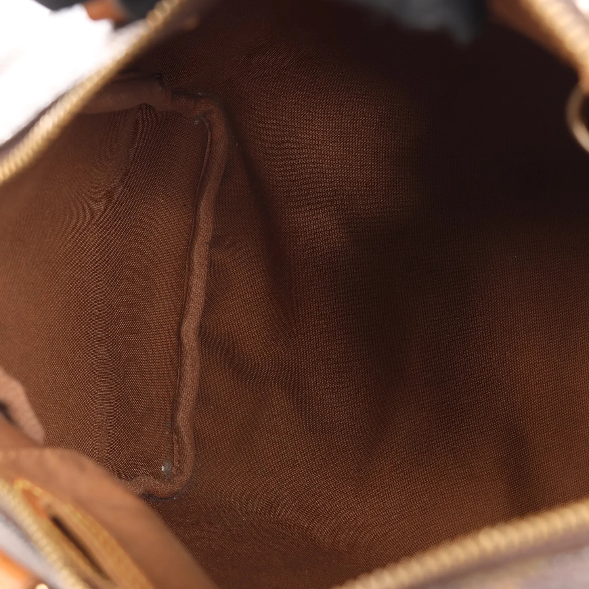 Louis Vuitton Speedy 30 Monogram Handbag in Brown M41526