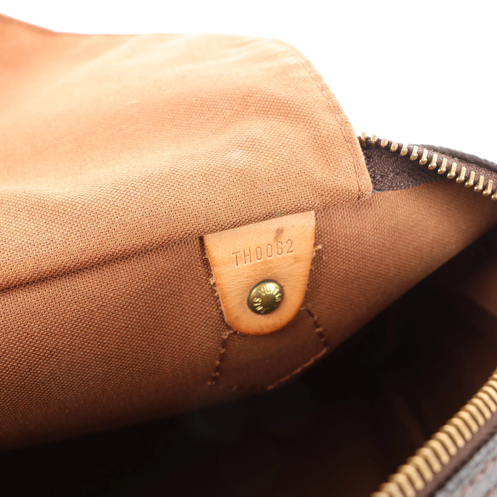 Louis Vuitton Speedy 30 Monogram Canvas Handbag in Brown M41526
