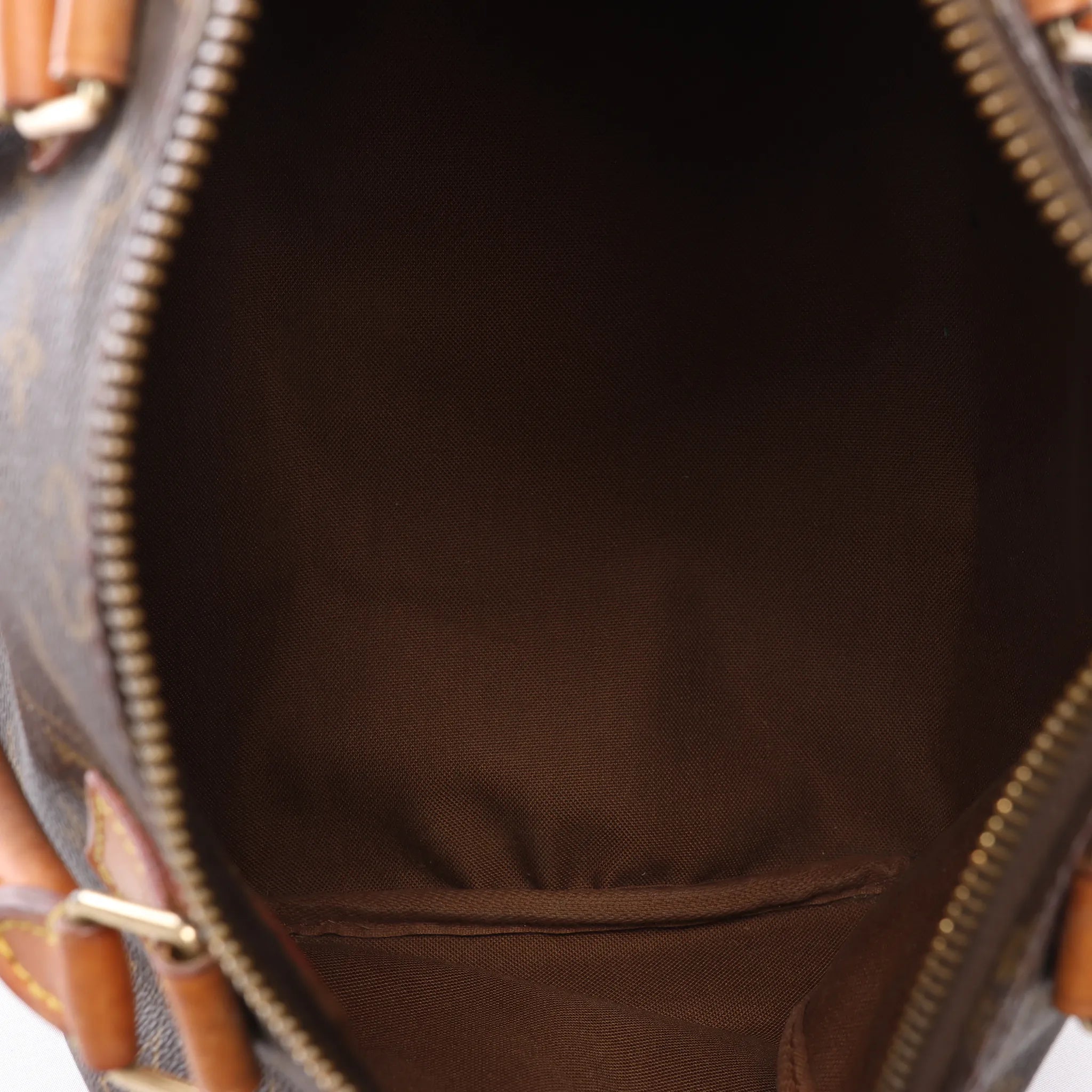 Louis Vuitton Speedy 30 Monogram Canvas Handbag in Brown M41526