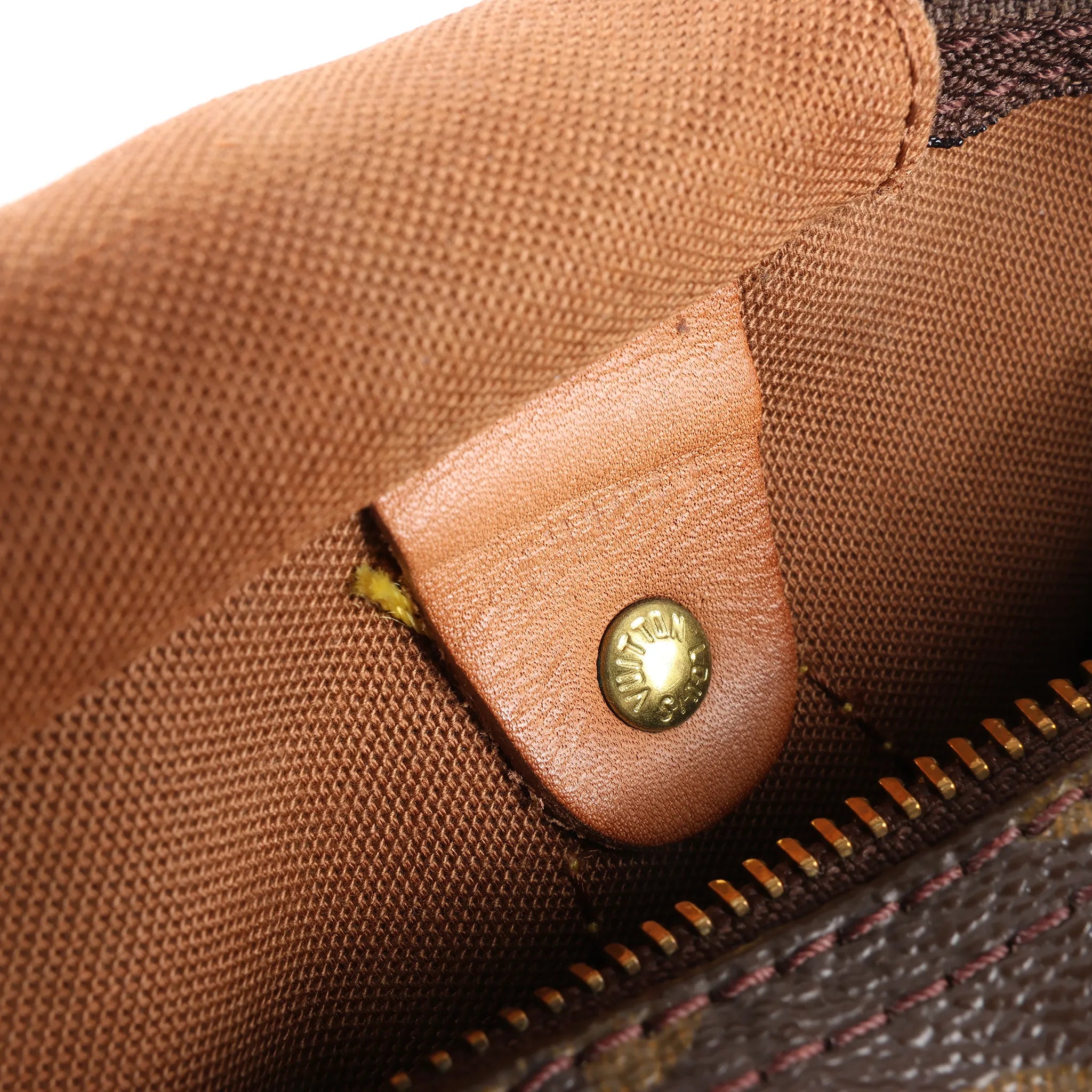 Louis Vuitton Speedy 30 Monogram Canvas Handbag in Brown M41526
