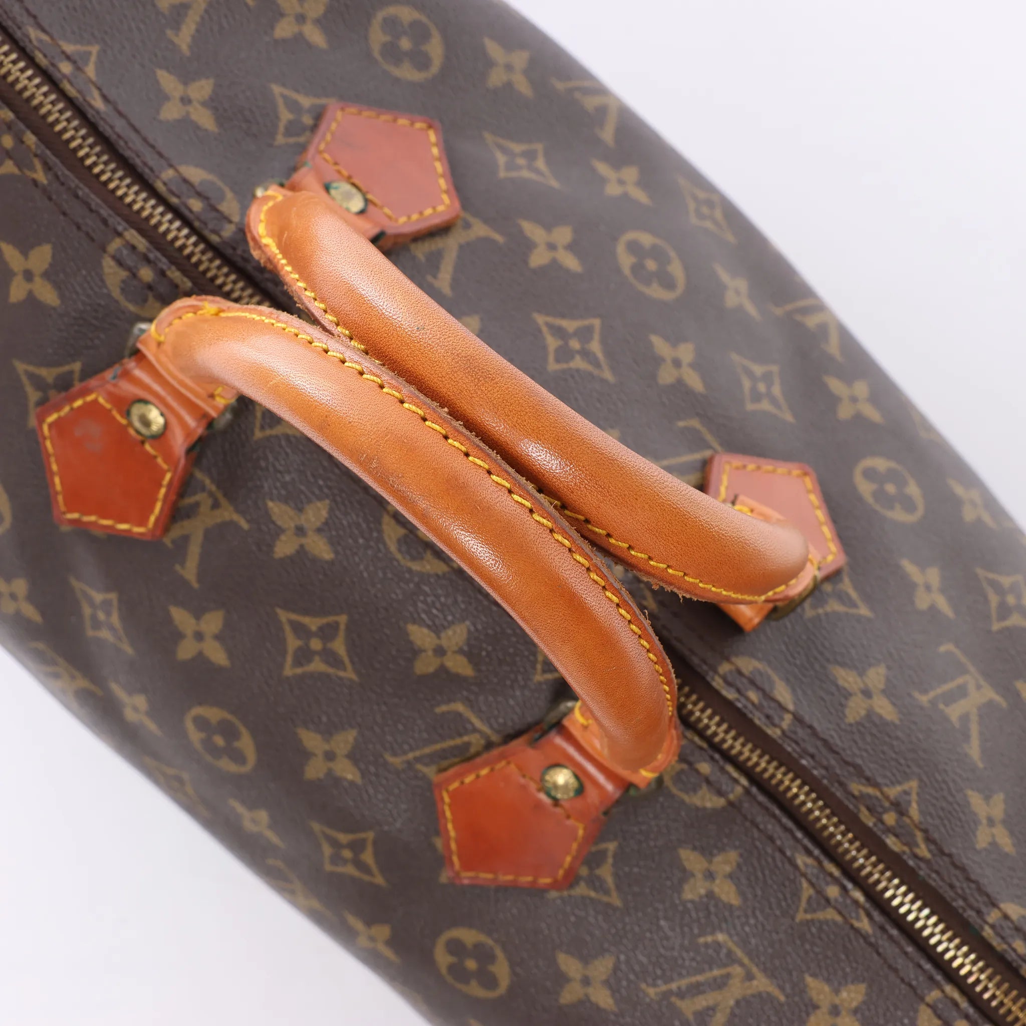 Louis Vuitton Speedy 35 Monogram Canvas Handbag in Brown M41524