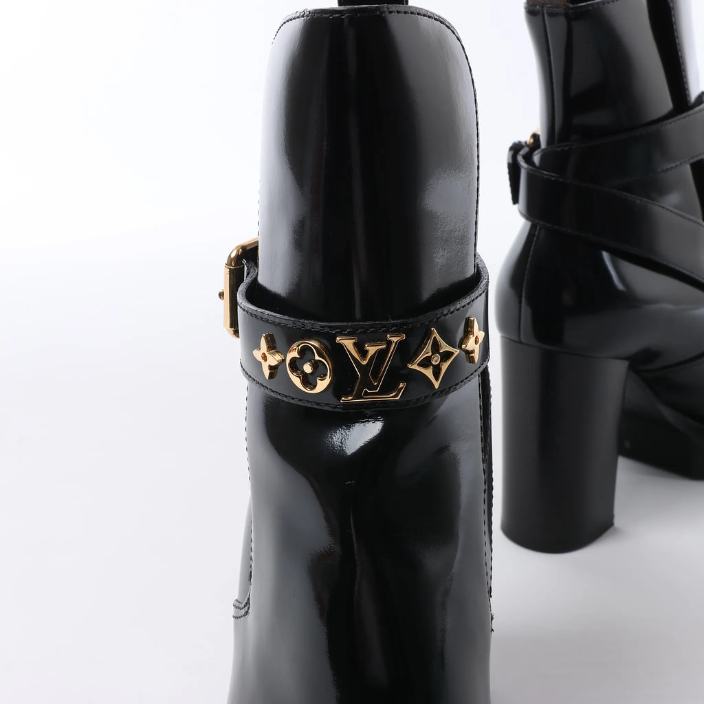 Louis Vuitton Star Trail Line 21 years Monogram Patent Leather Ankle Boots in Black MA0231, Size 38 EU