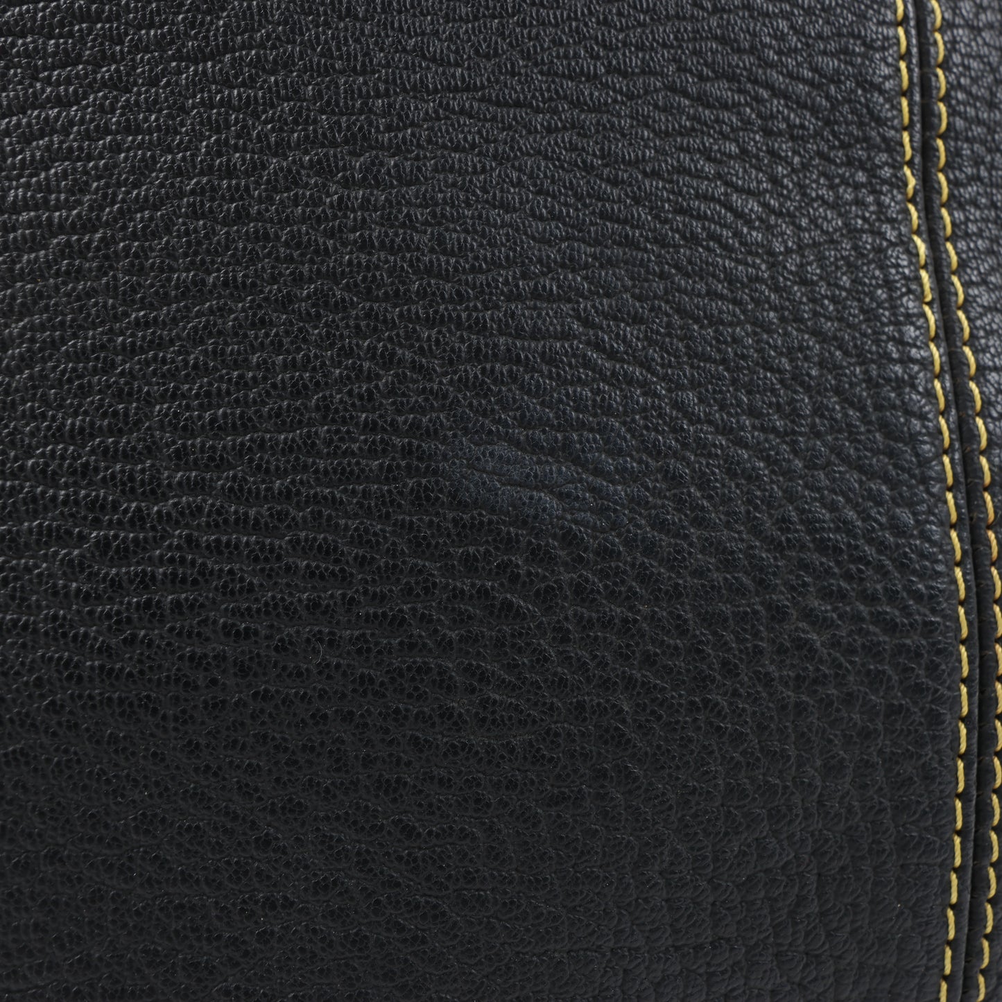Louis Vuitton Suhali Lockit PM Handbag in Black M91875