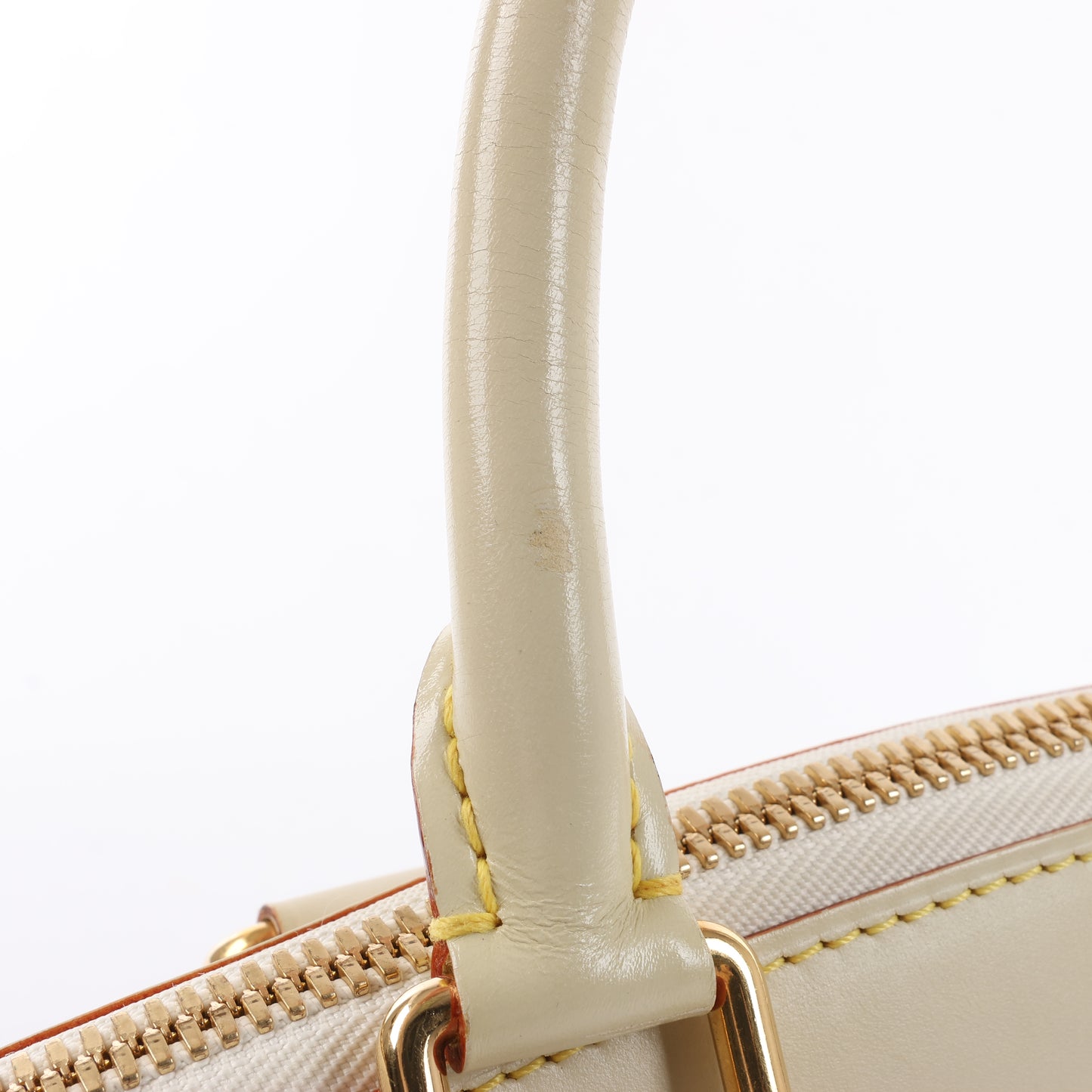 Louis Vuitton Suhali Lockit PM Handbag in Beige M91887