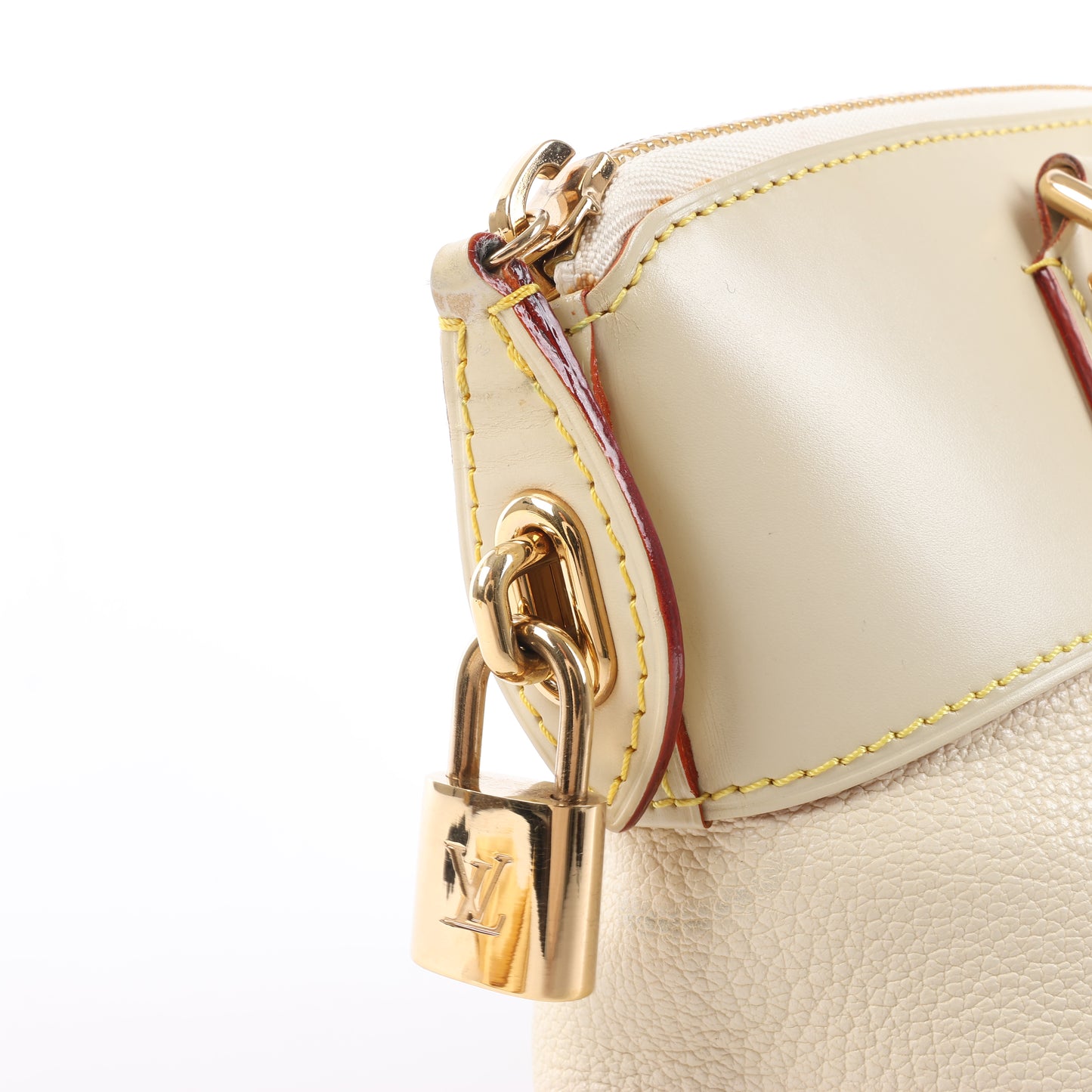 Louis Vuitton Suhali Lockit PM Handbag in Beige M91887