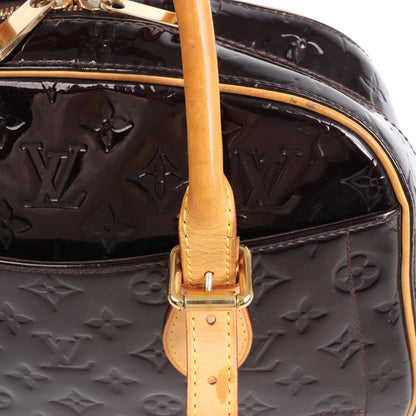 Sac à main Louis Vuitton Summit Drive Vernis en cuir violet M93516