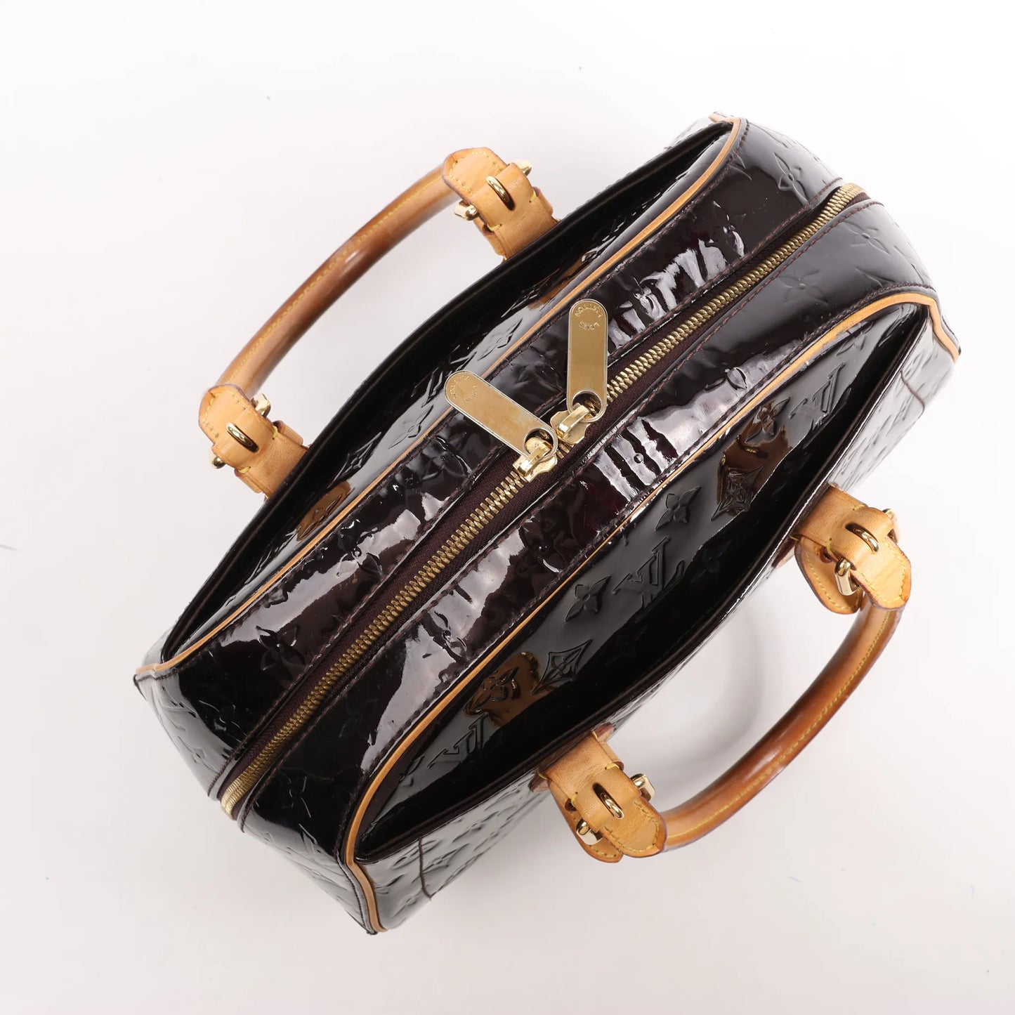 Sac à main Louis Vuitton Summit Drive Vernis en cuir violet M93516