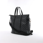 Bolso de mano Louis Vuitton Damier Graphite Tadao en negro