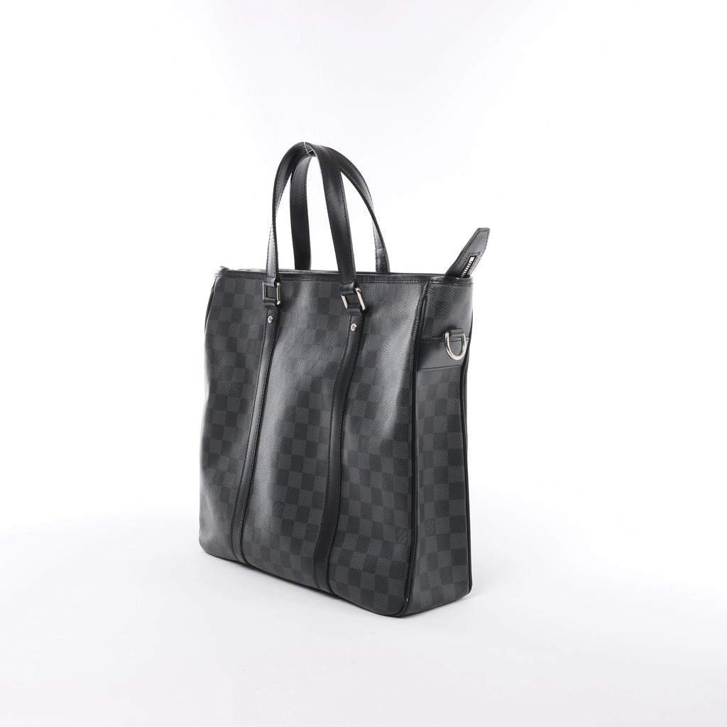 Bolso de mano Louis Vuitton Tadao PM Damier Graphite en negro N41259