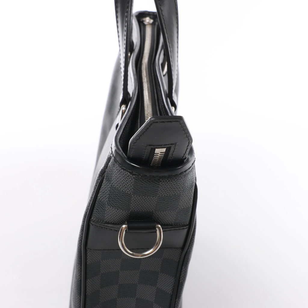 Bolso de mano Louis Vuitton Tadao PM Damier Graphite en negro N41259